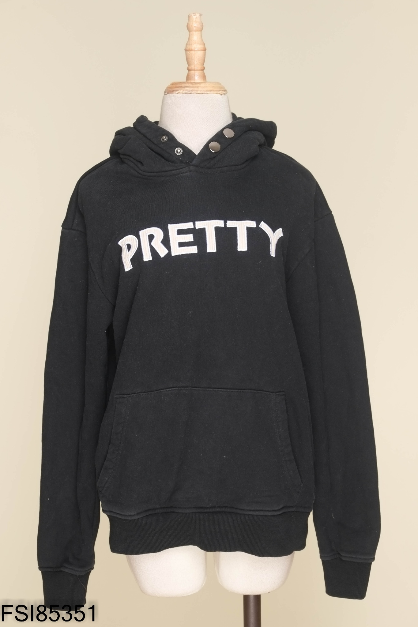 Áo hoodie ANTINO đen