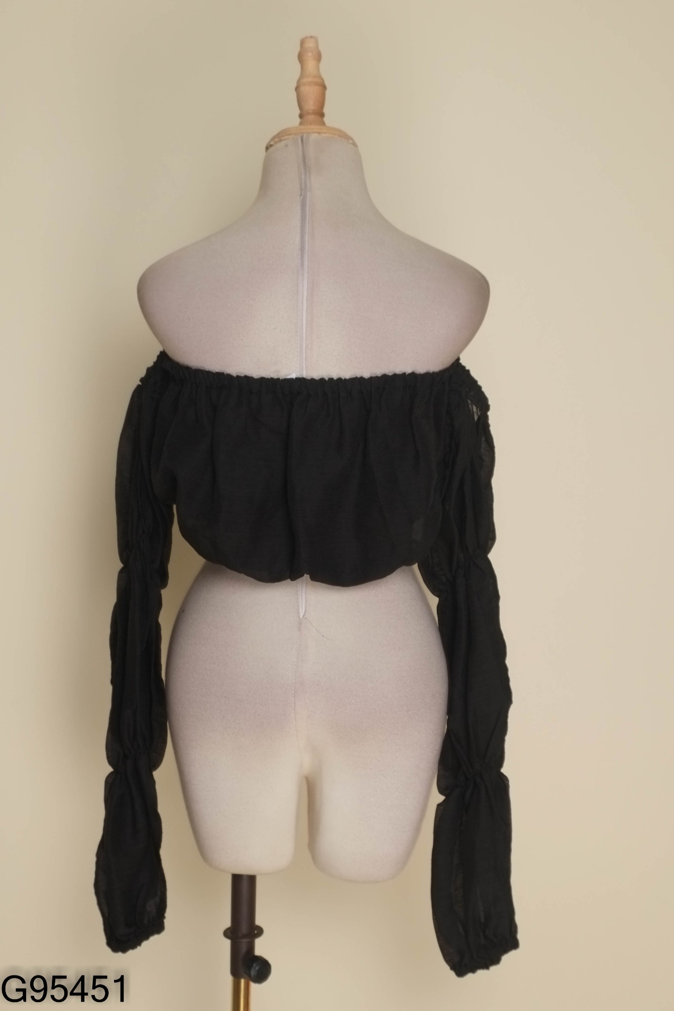 Áo croptop TI NGOAN chiffon đen