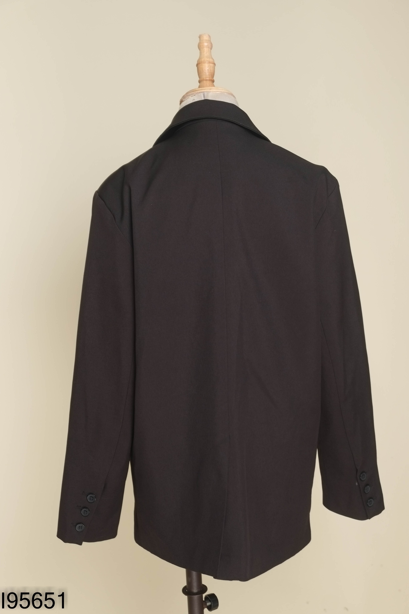 Áo blazer đen trơn