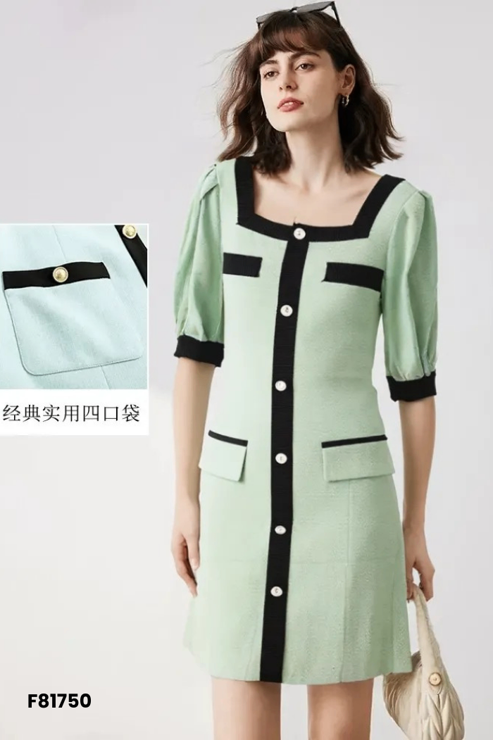 Váy len xanh cổ vuông