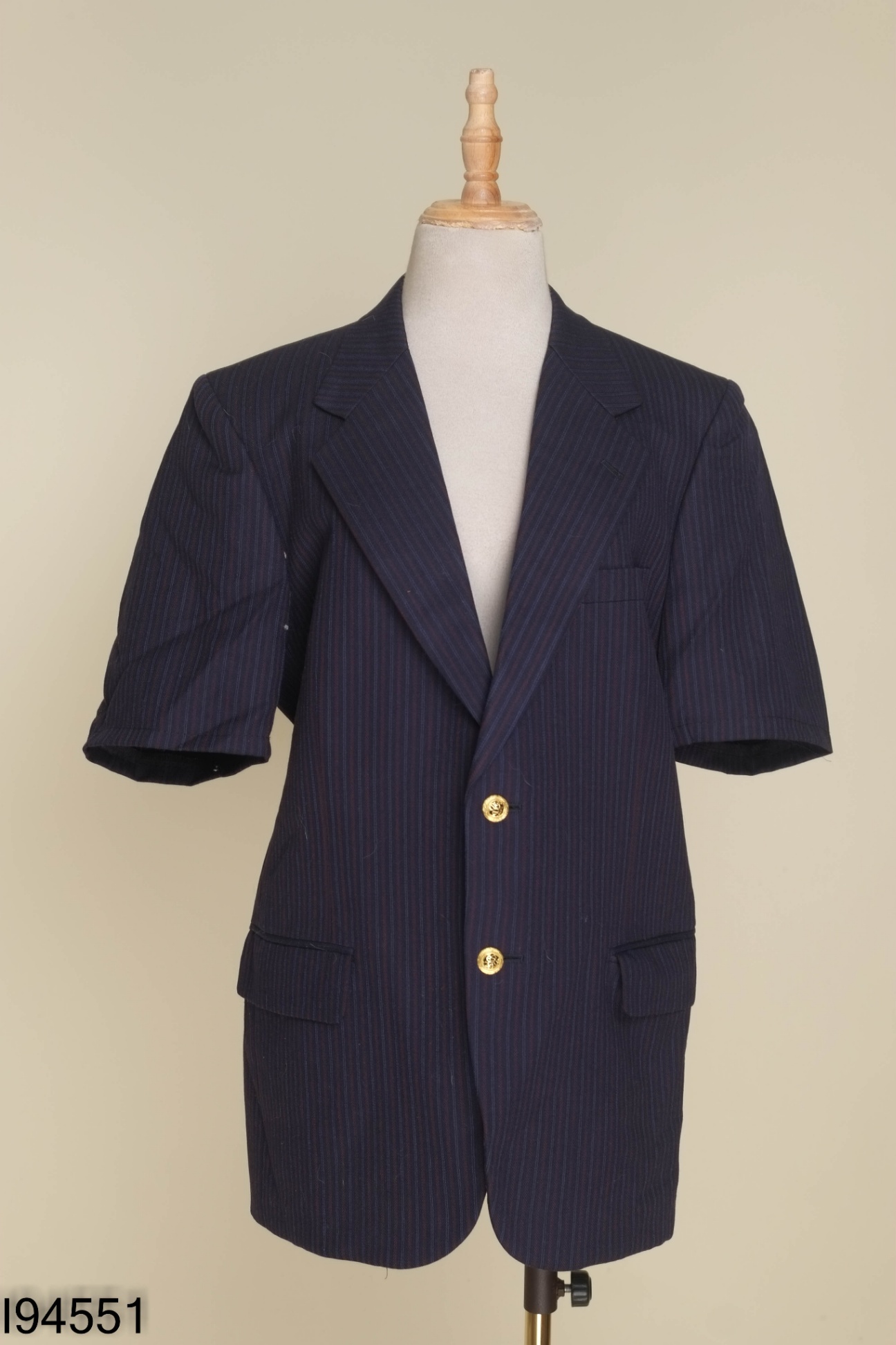 Áo vest xanh phối kẻ sọc