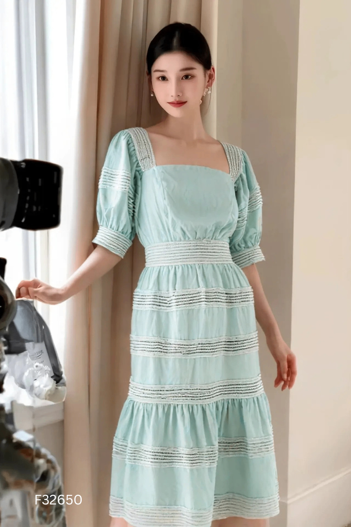 Set áo + chân váy xanh min