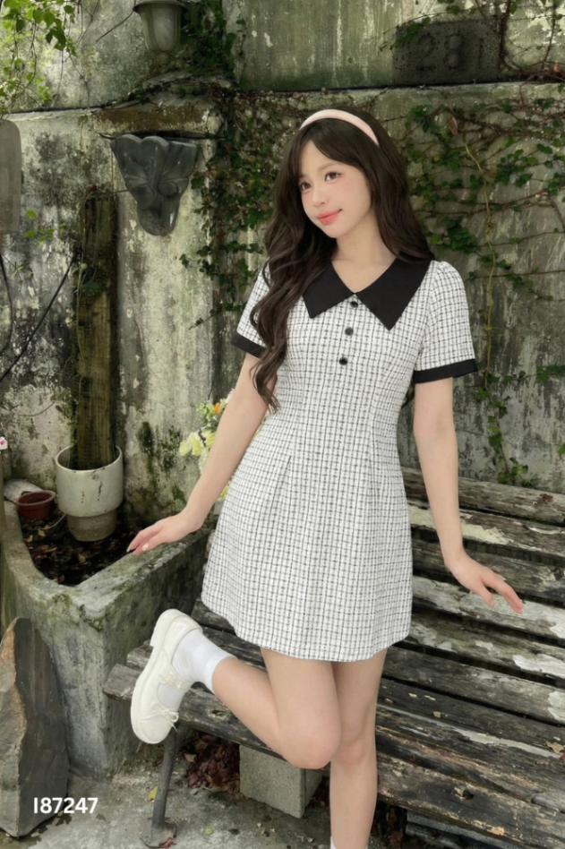 I8724711832-Váy dạ tweed trắng sọc đen dáng ngắn
