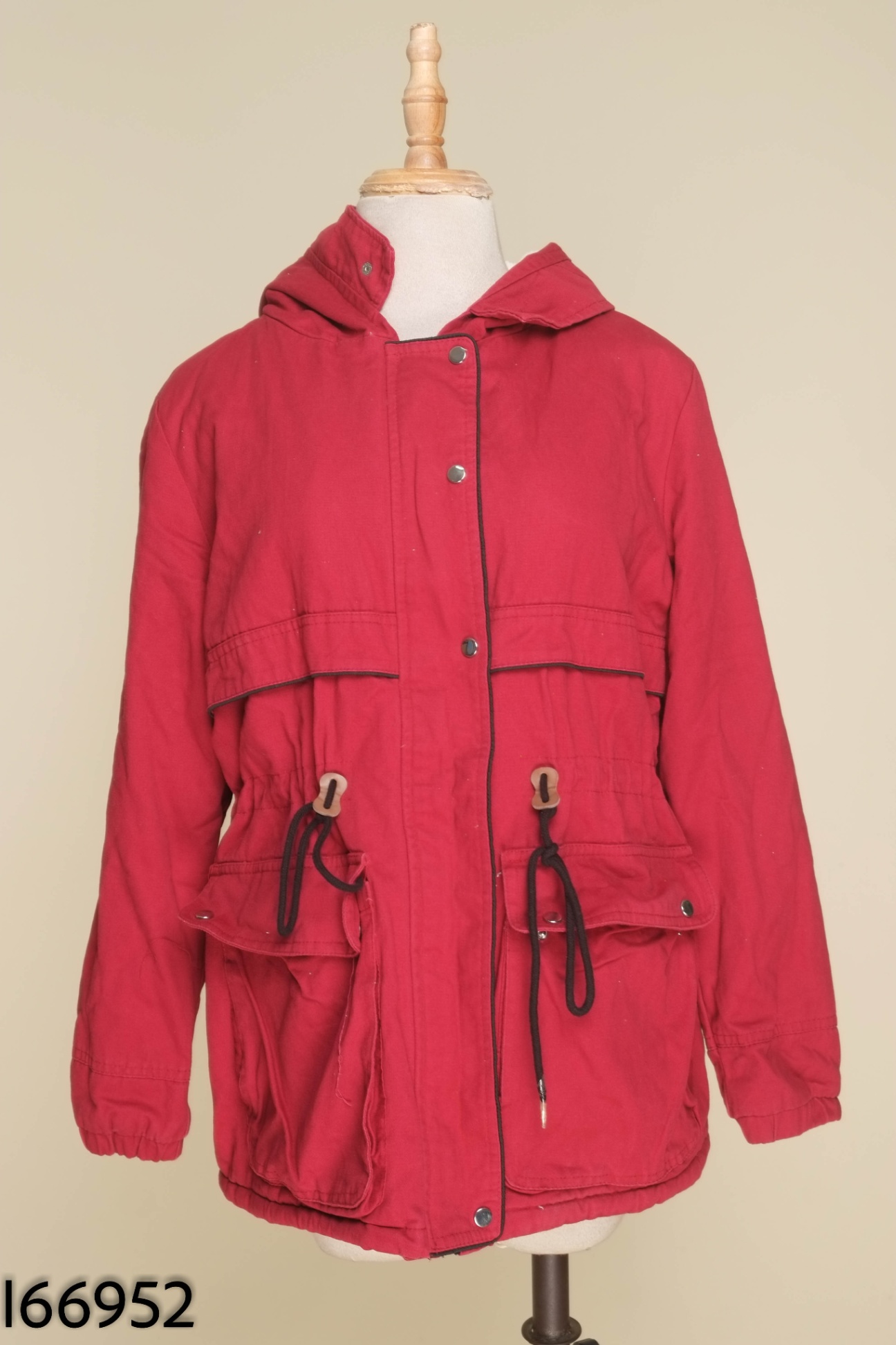 Áo khoác BERSHKA đỏ lót lông
