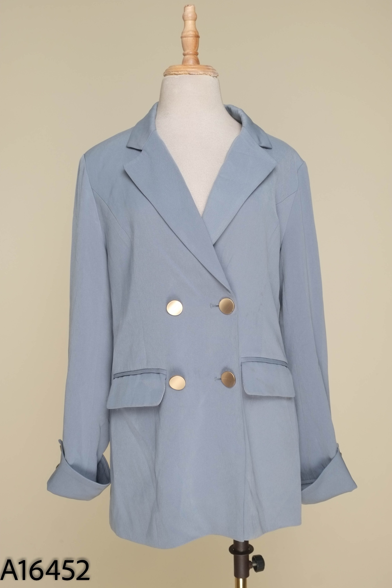 Áo khoác xanh cổ vest