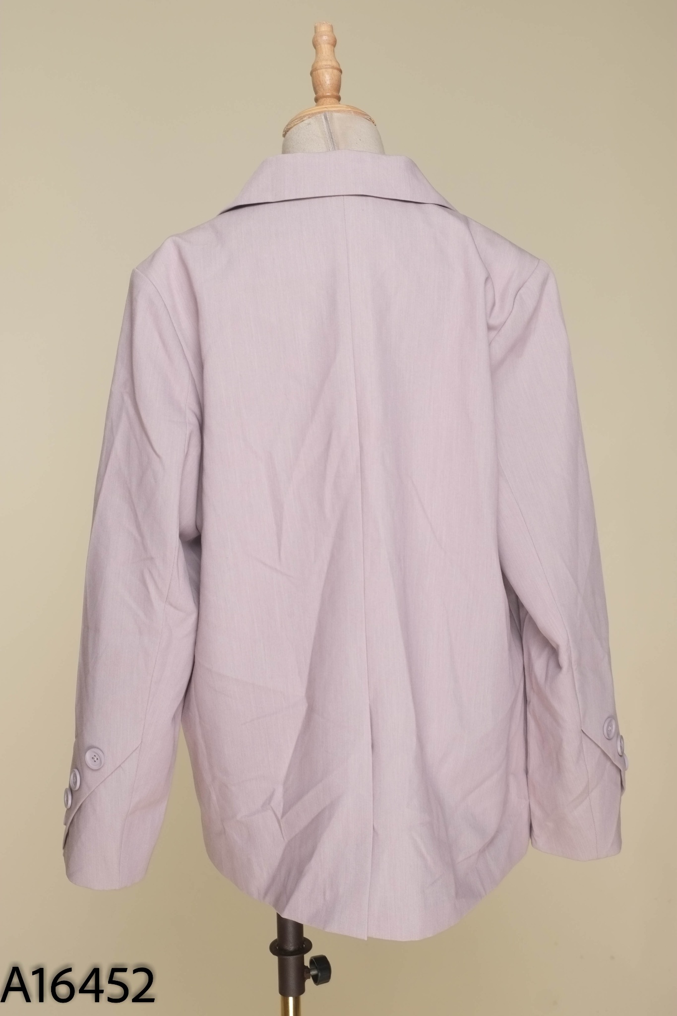 Áo khoác tím nhạt cổ vest