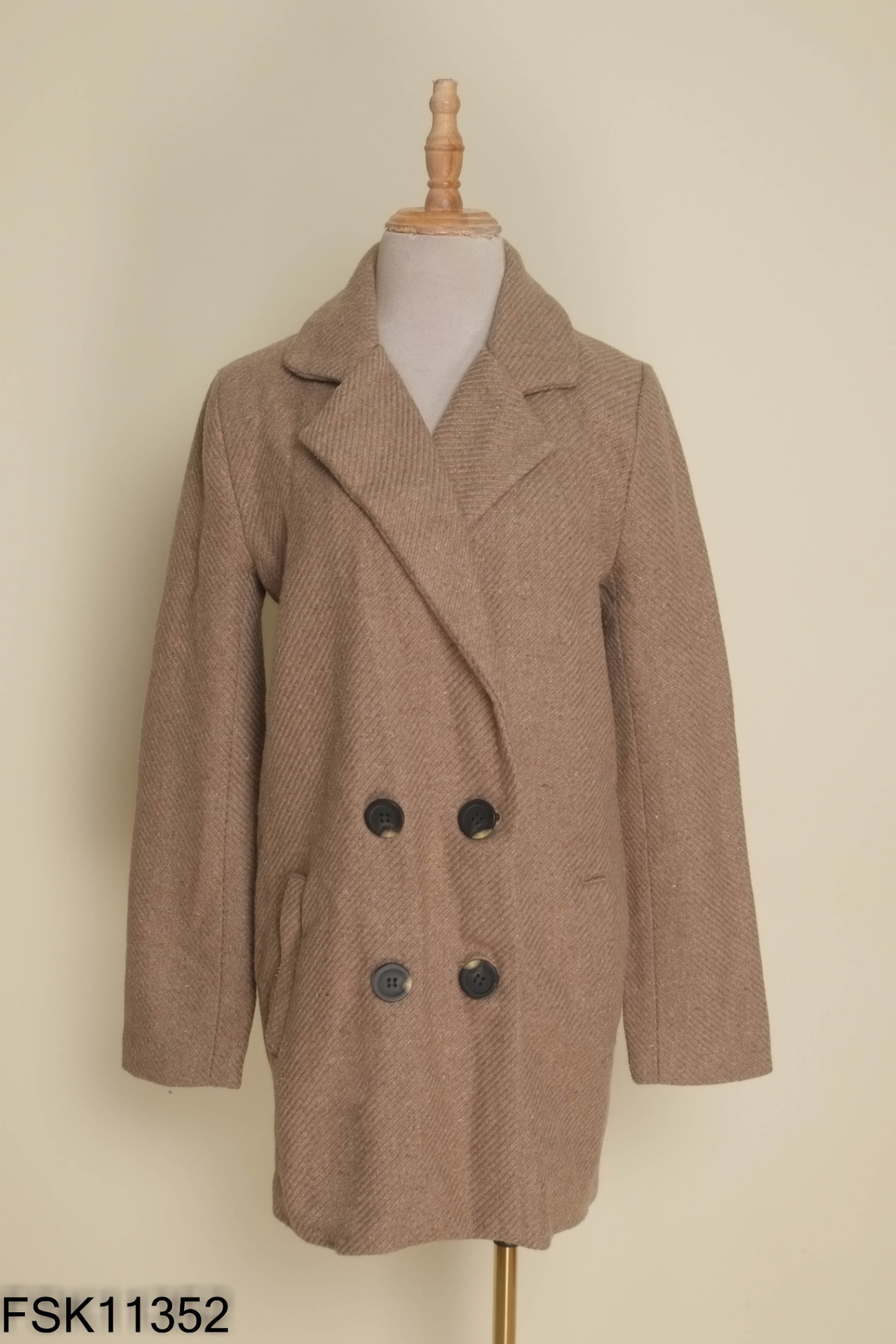 Áo blazer dạ nâu họa tiết