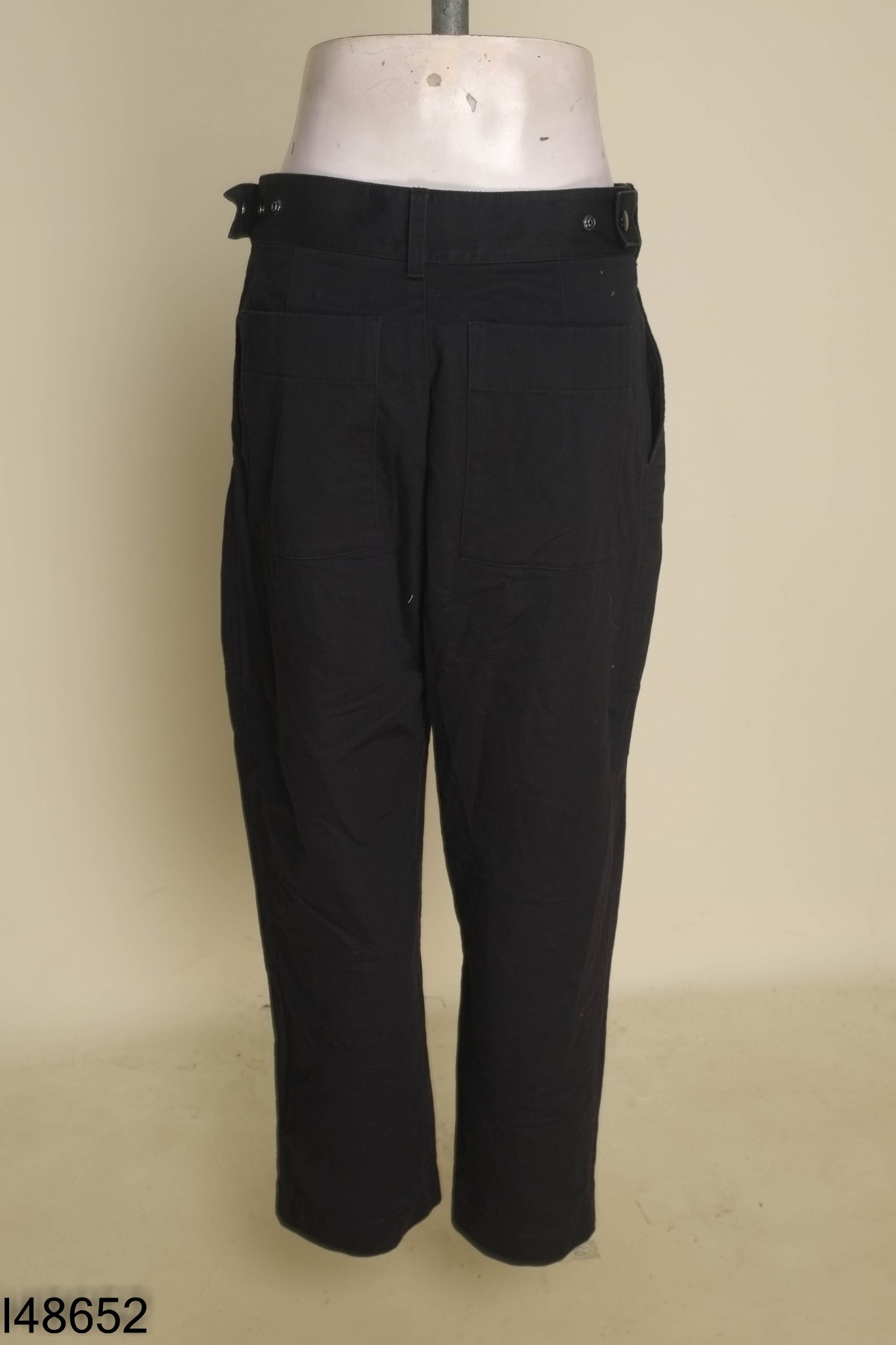 Quần UNIQLO đen dài