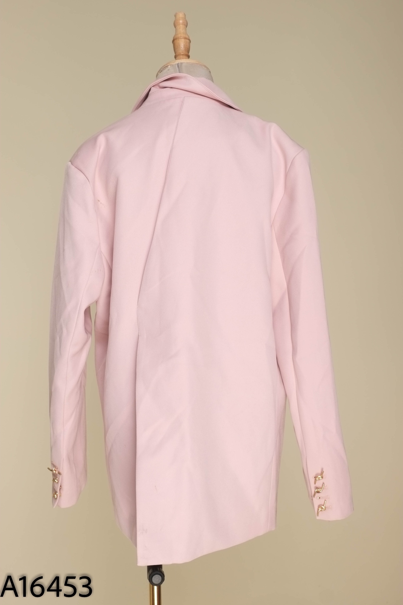 Áo khoác vest hồng