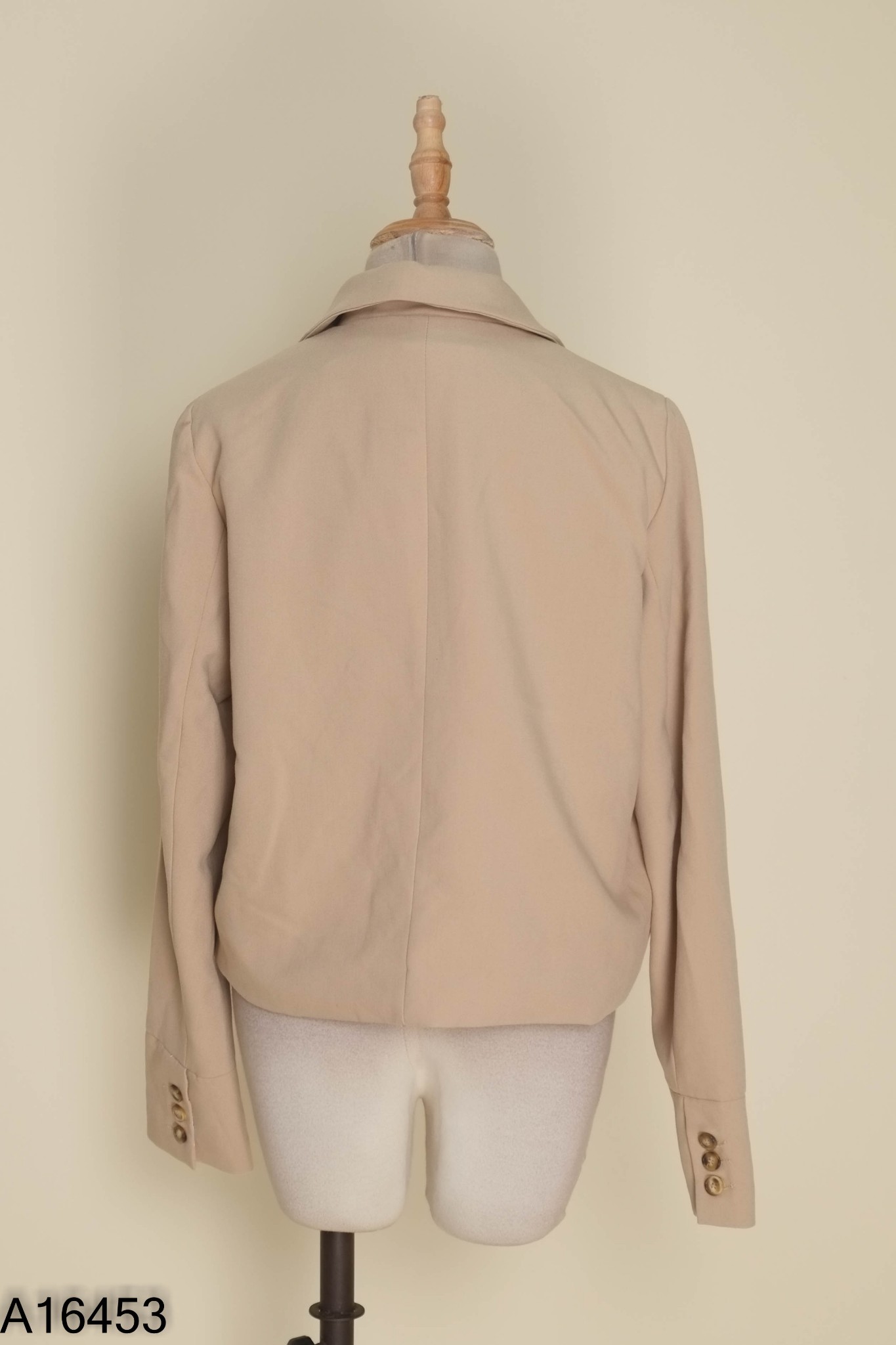 Áo khoác vest CORNER TWO be ngắn