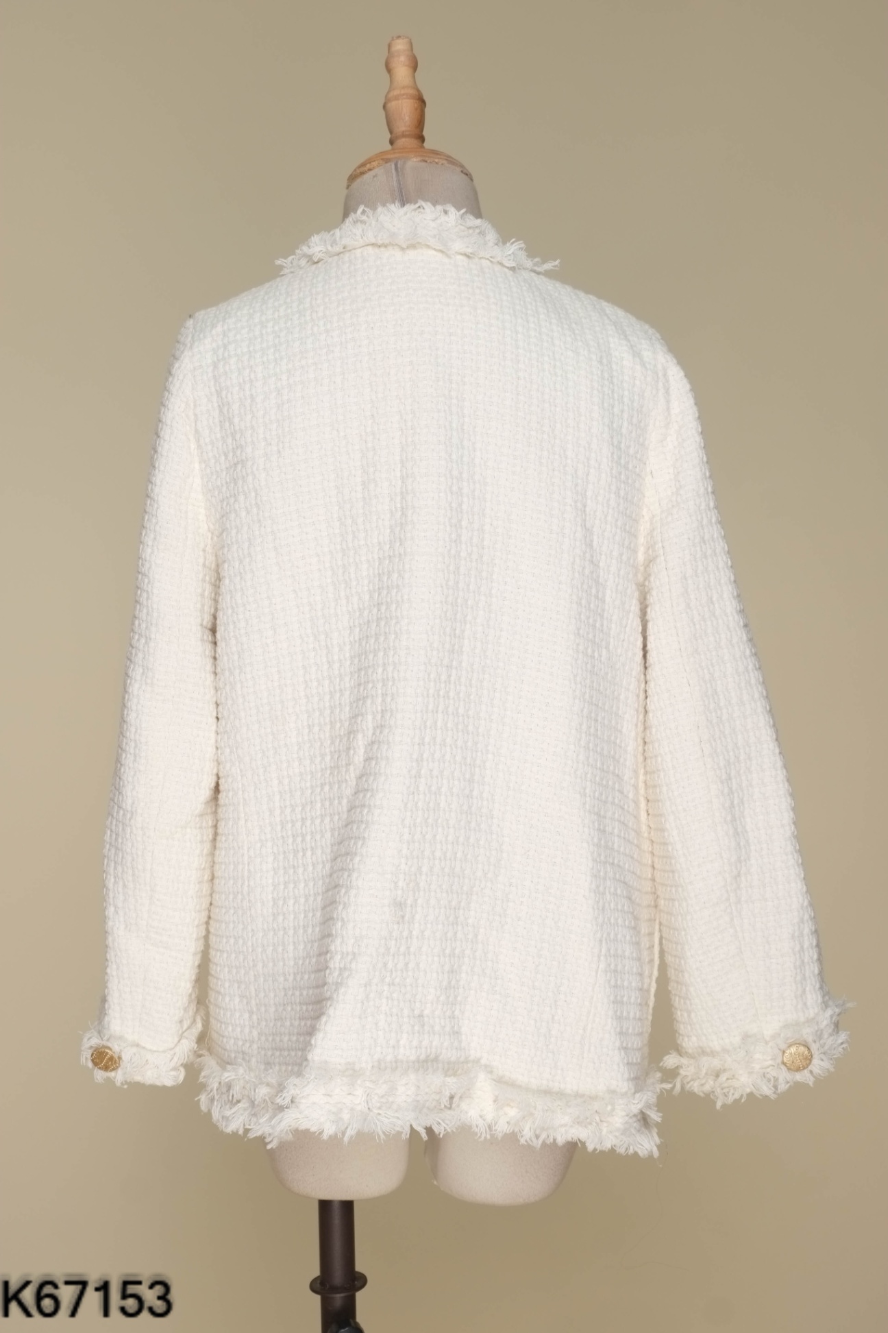 Áo khoác dạ tweed kem phối viền tua rua