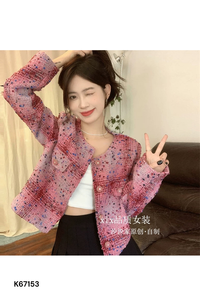 Áo len hồng đỏ phối cúc