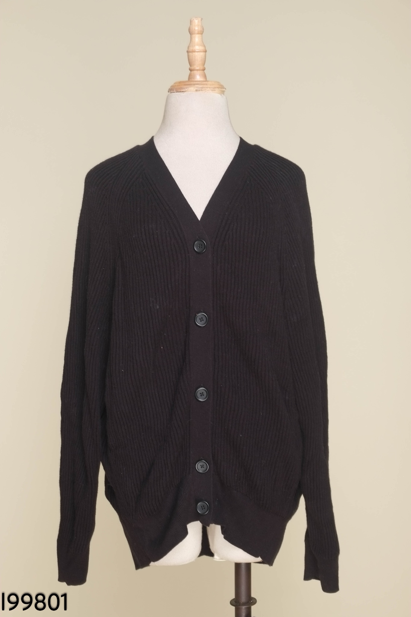 Áo len cardigan đen