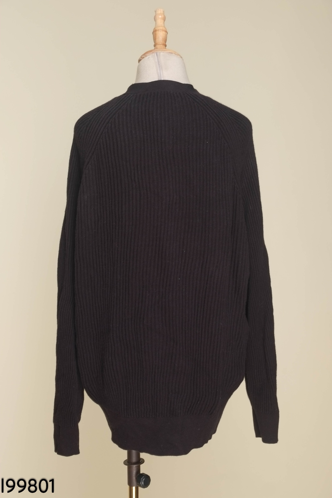 Áo len cardigan đen