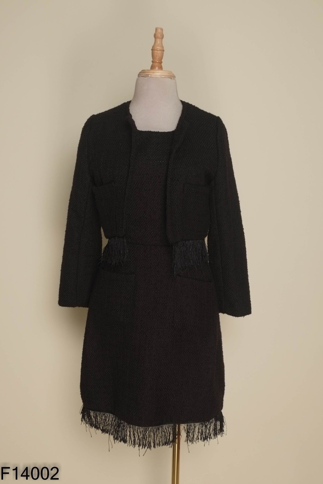 Set dạ tweed đen váy + áo khoác