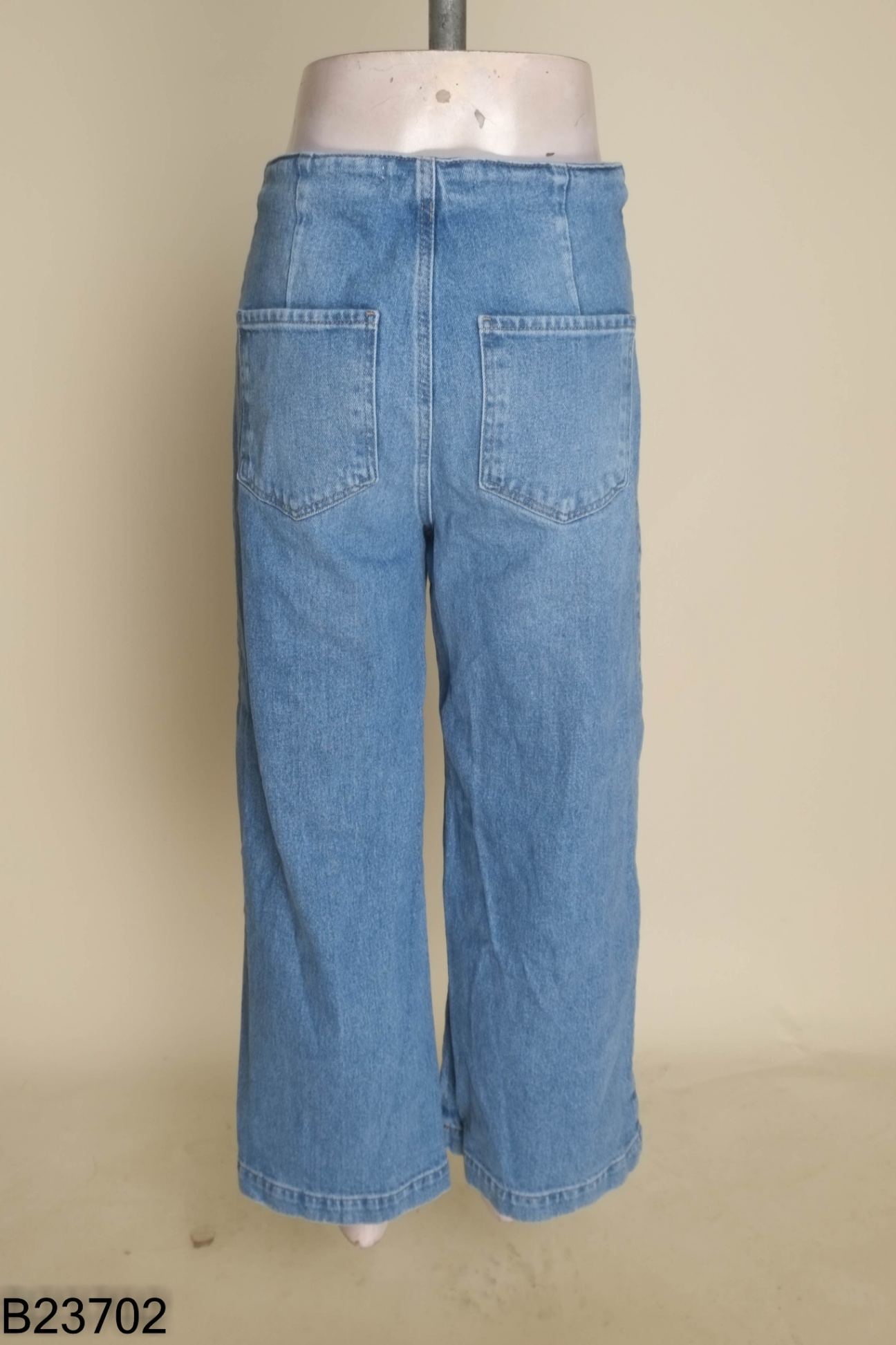 Quần jeans ZARA xanh 5 cúc