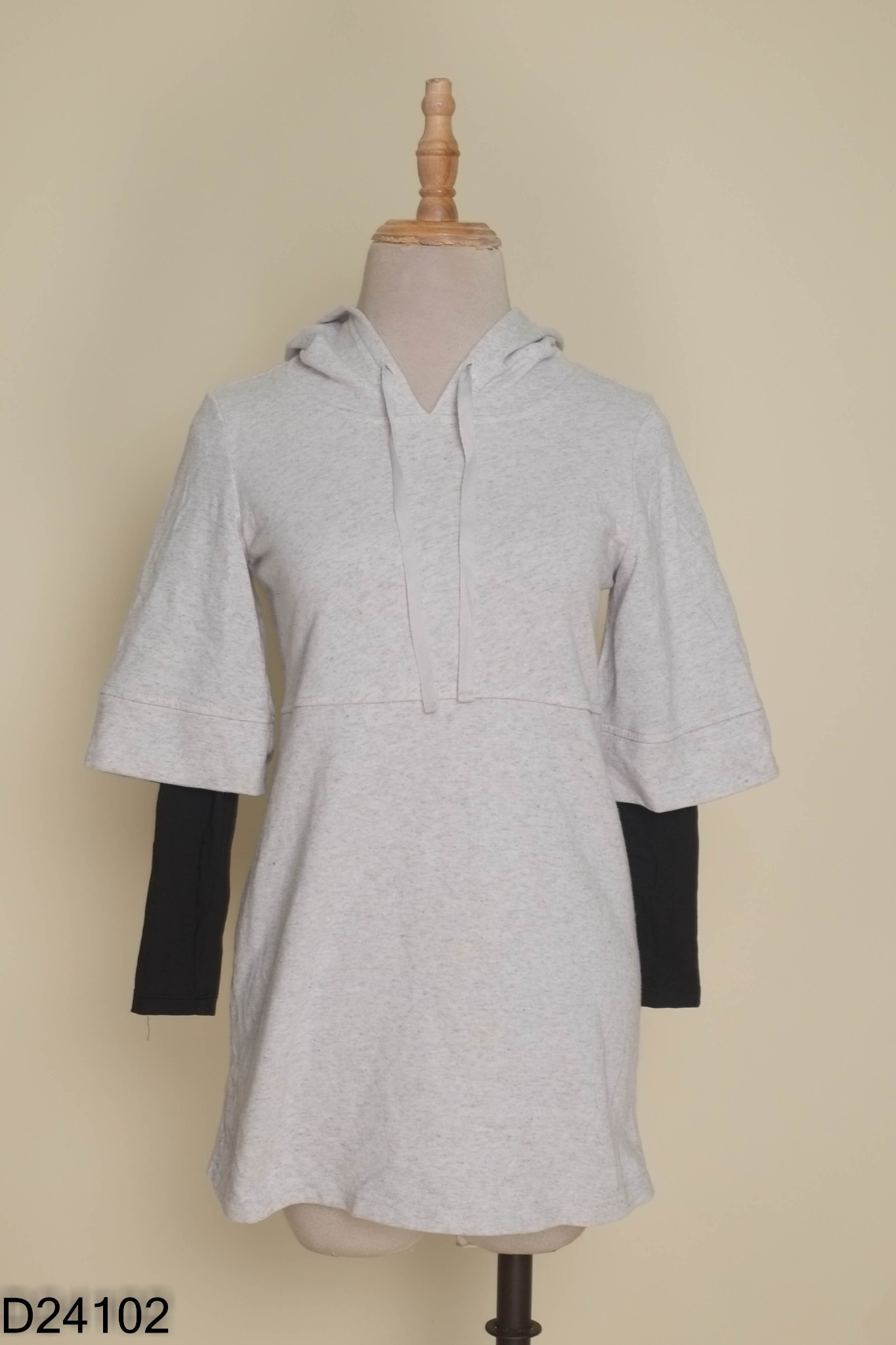 Áo hoodie CANIFA KIDS xám tay đen