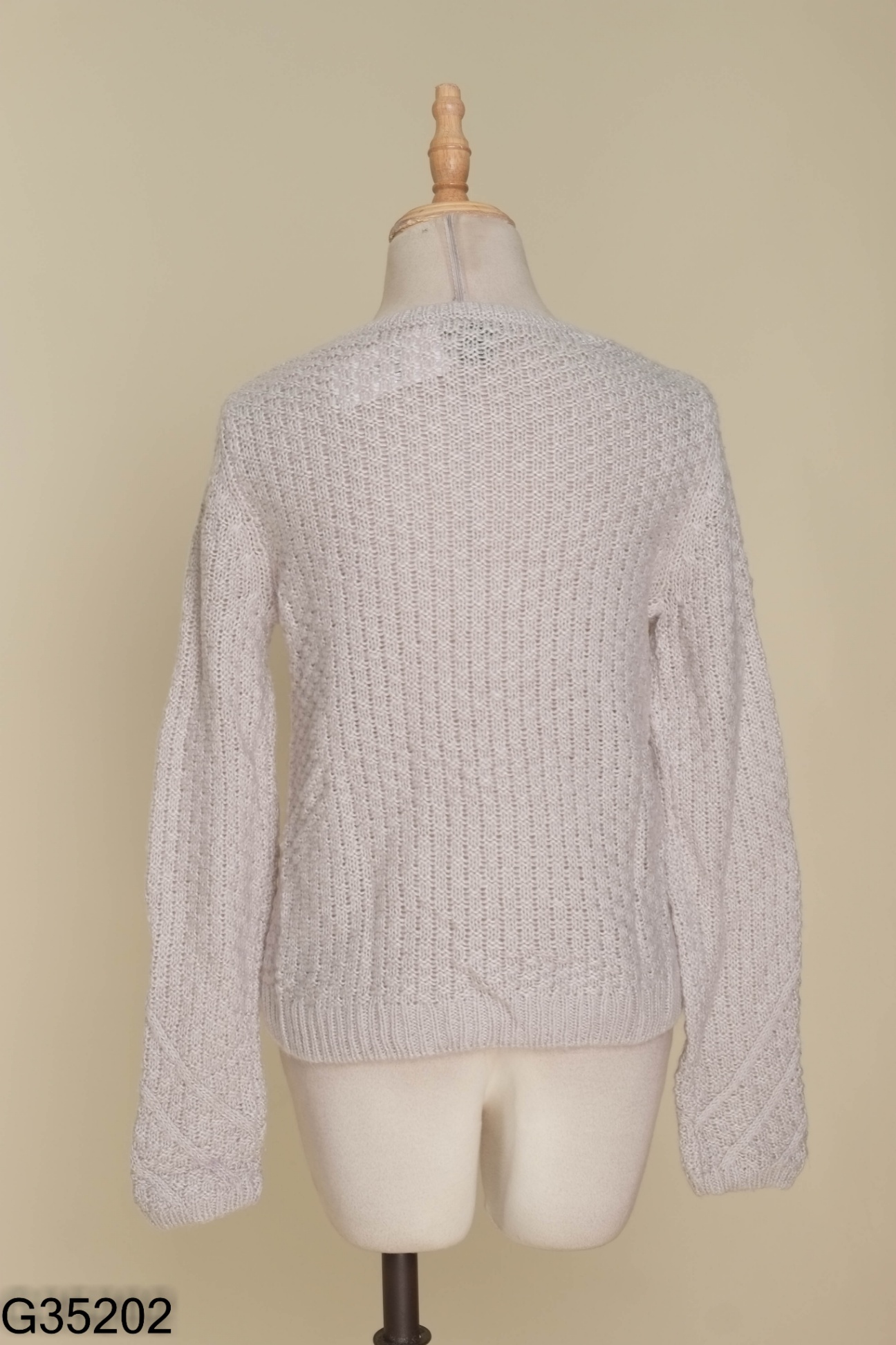 Áo len H&M xám cổ V
