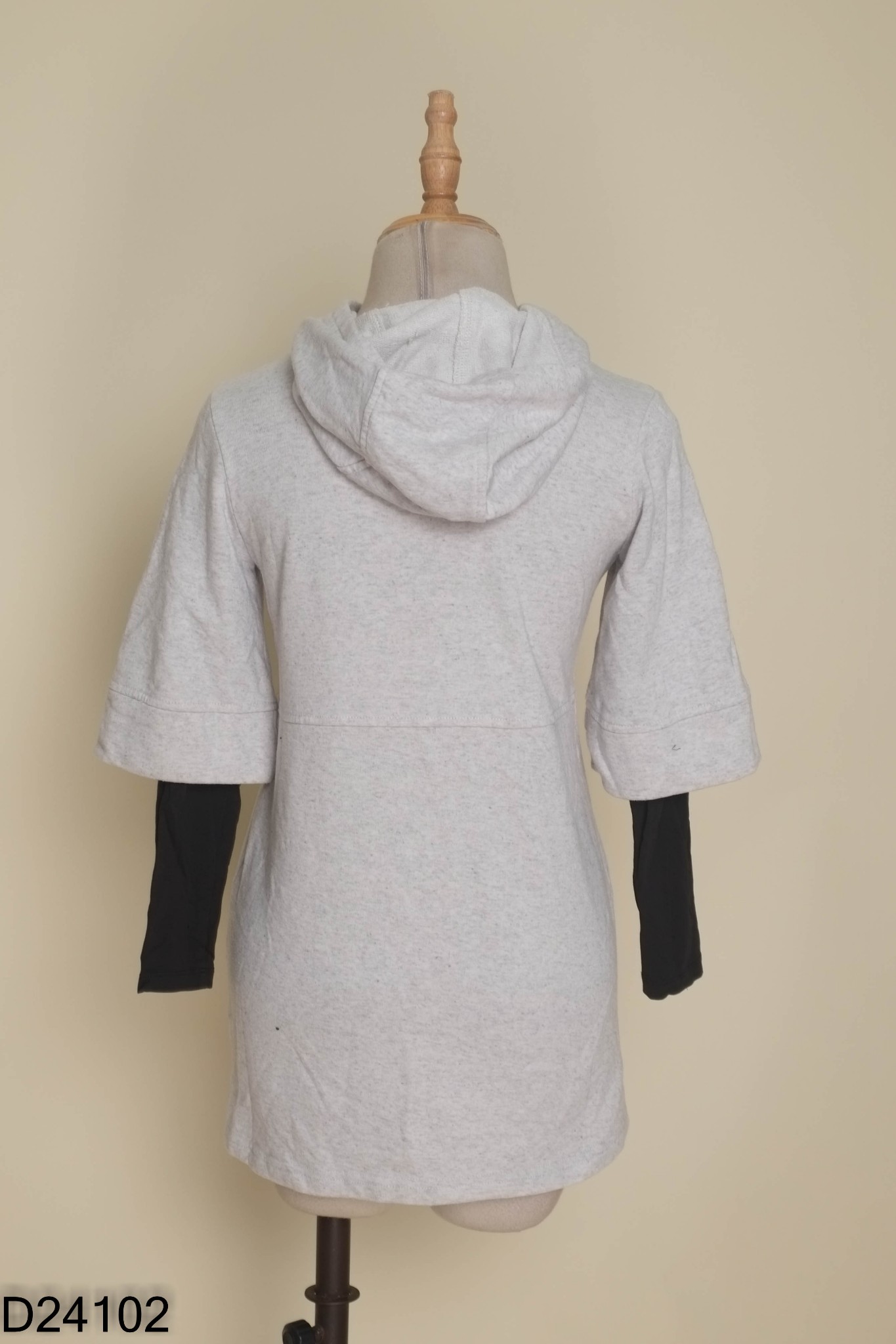 Áo hoodie CANIFA KIDS xám tay đen