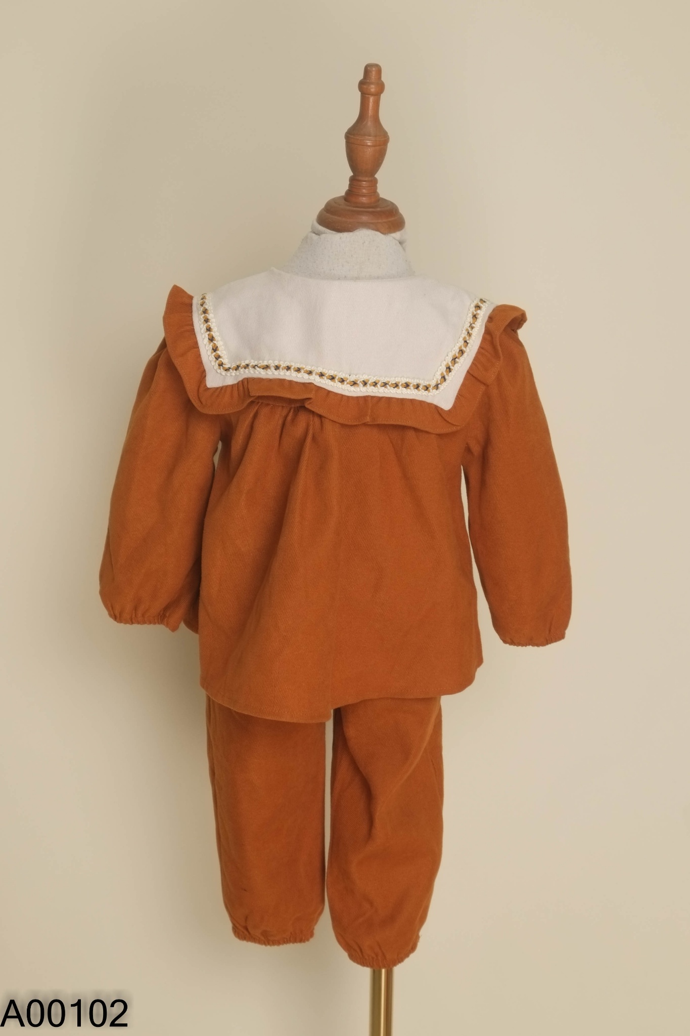 Set áo nâu cổ trắng kids + quần dài