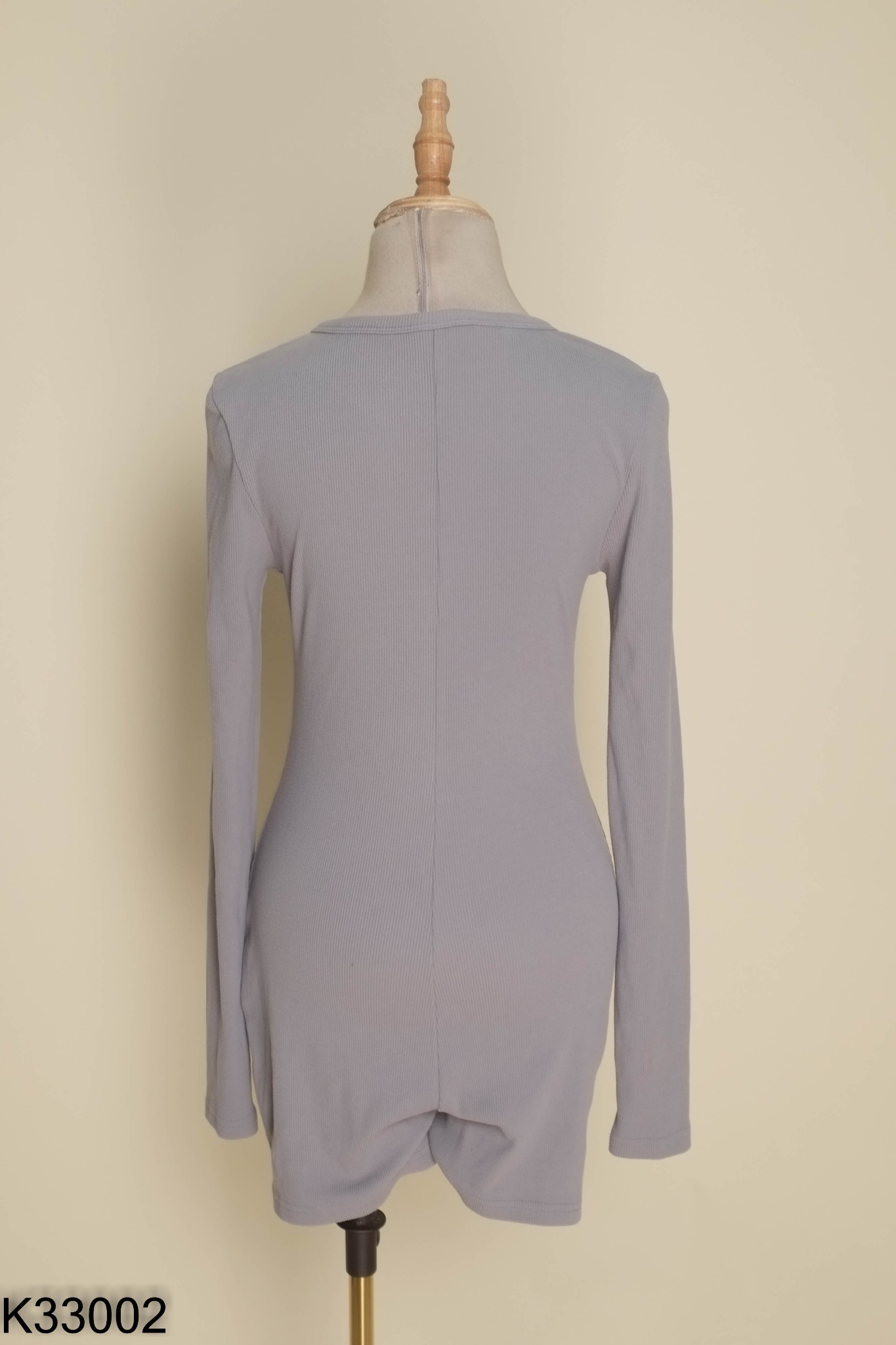 Bodysuits SHEIN xám phối cúc