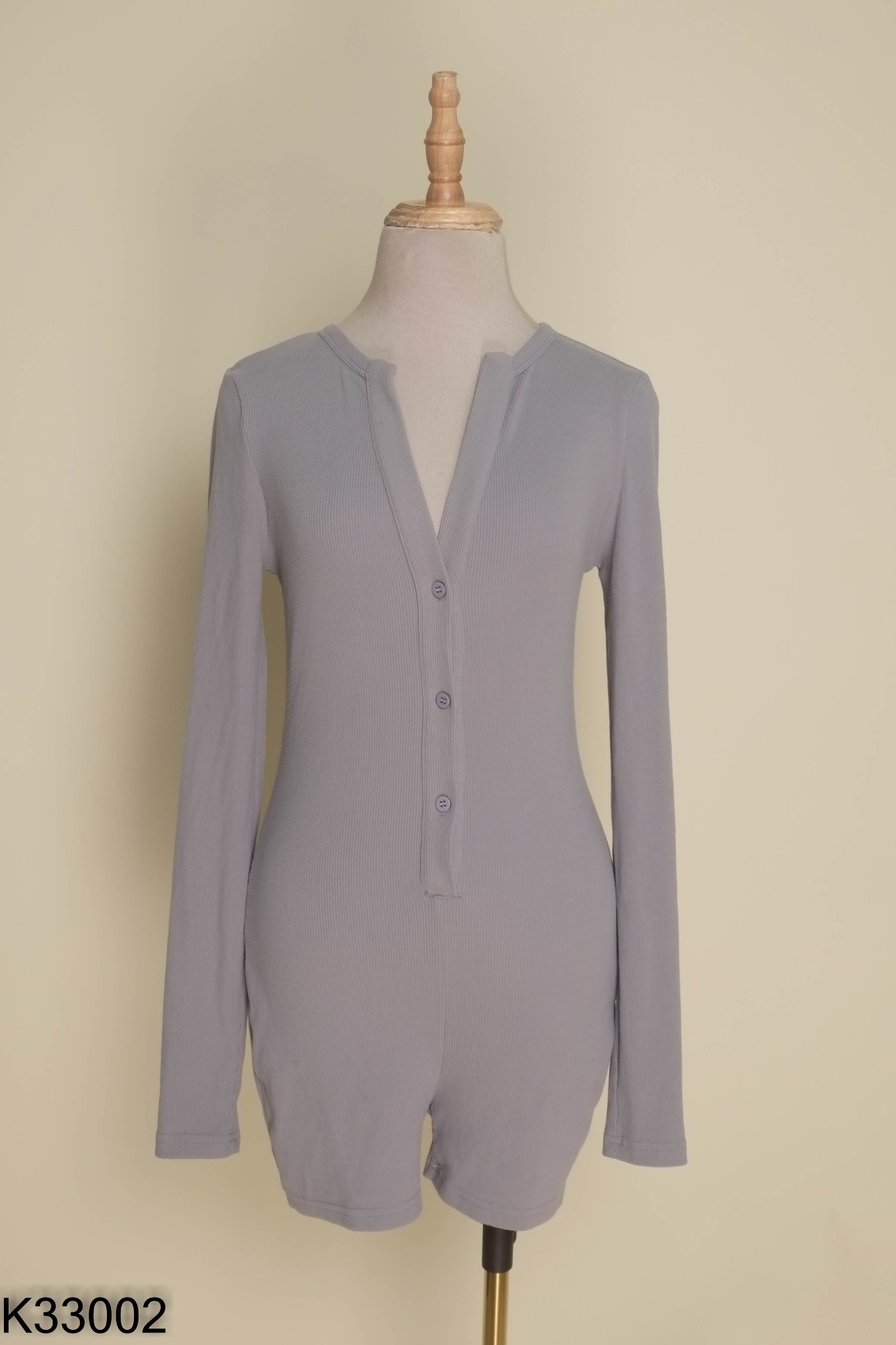 Bodysuits SHEIN xám phối cúc