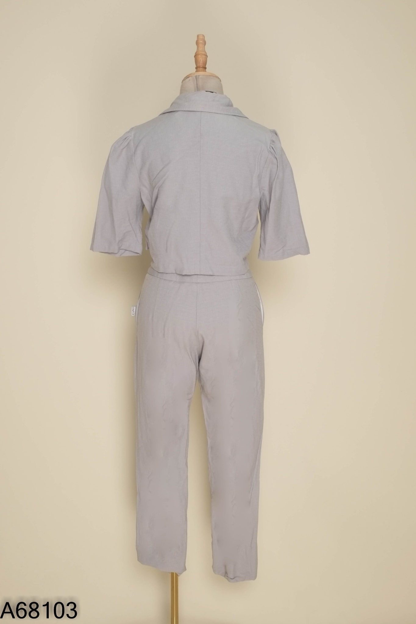 Set Áo xanh cổ vest 92WEAR + quần dài