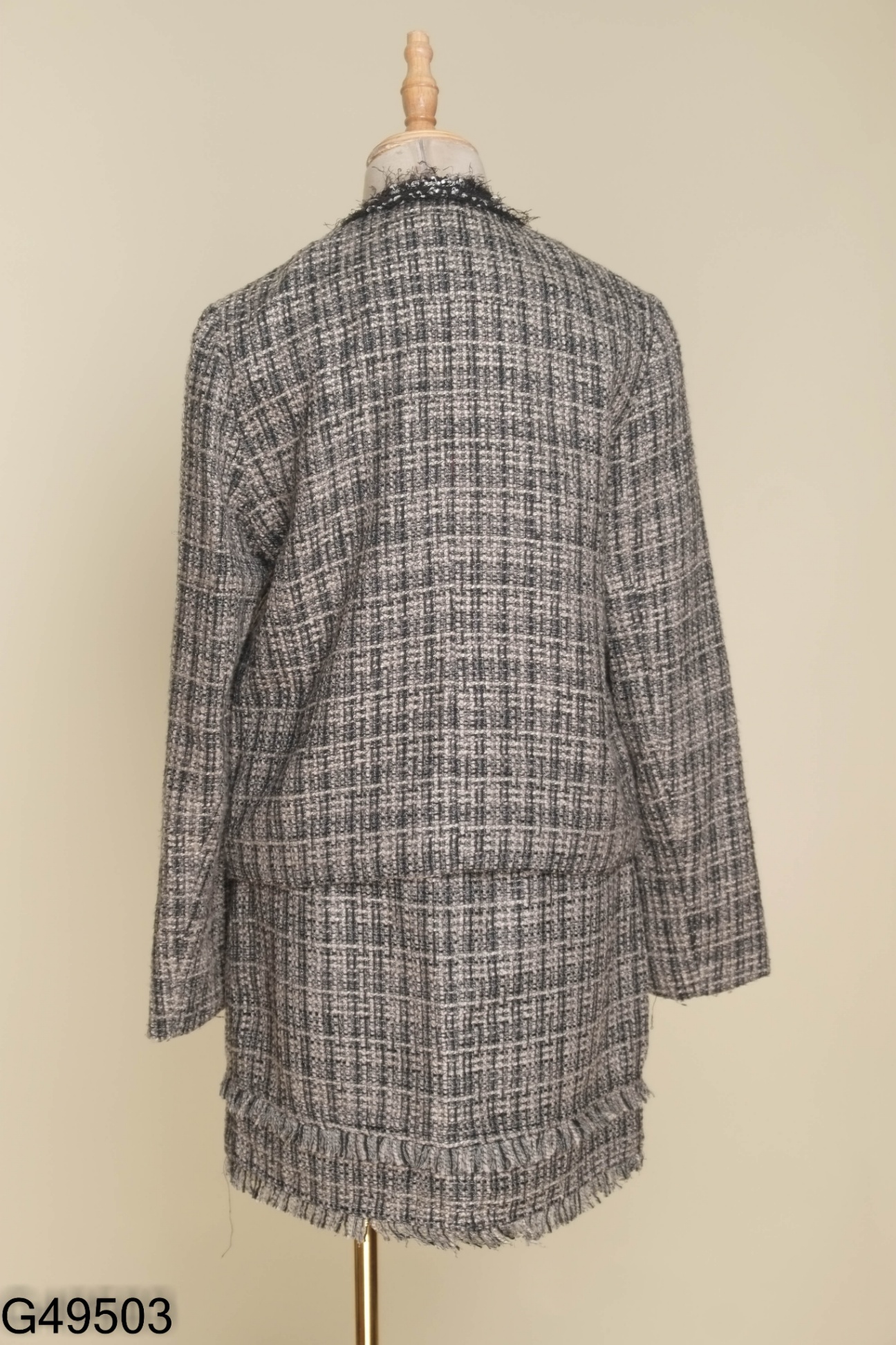 Set MIXXO dạ xám phối kẻ áo khoác + chân váy