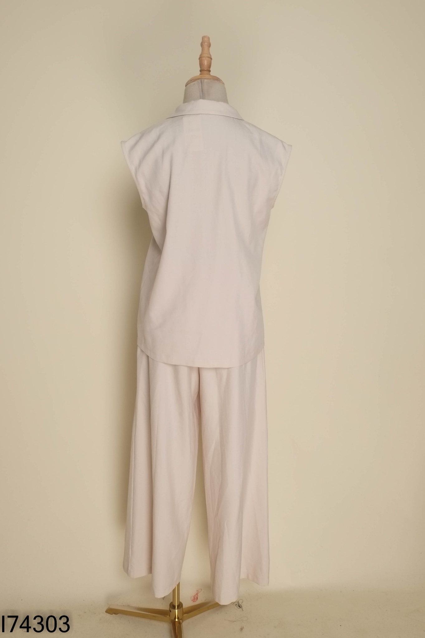 Set Áo be VERO MODA cổ vest + quần dài