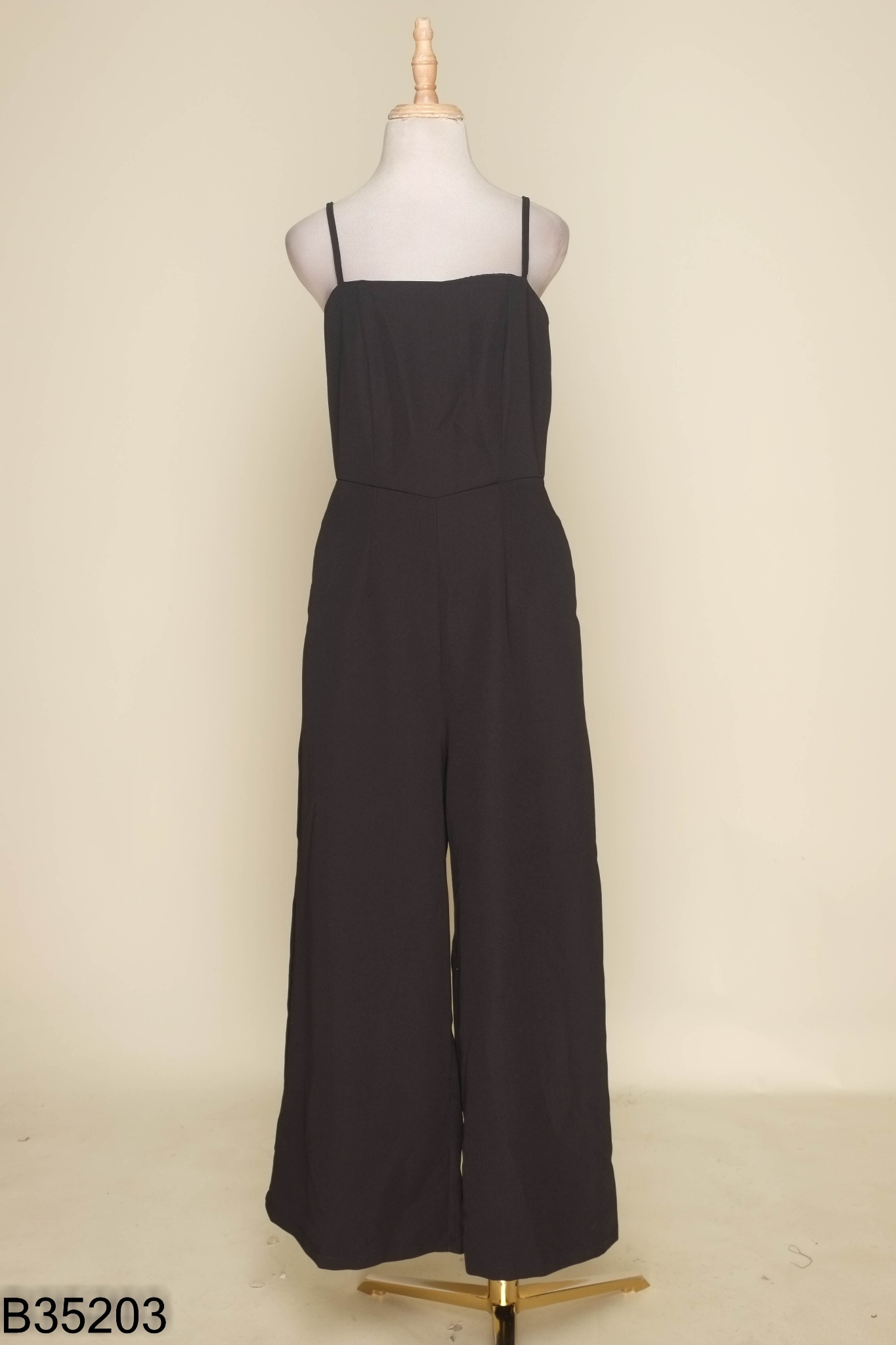 Jumpsuits hai dây đen trơn