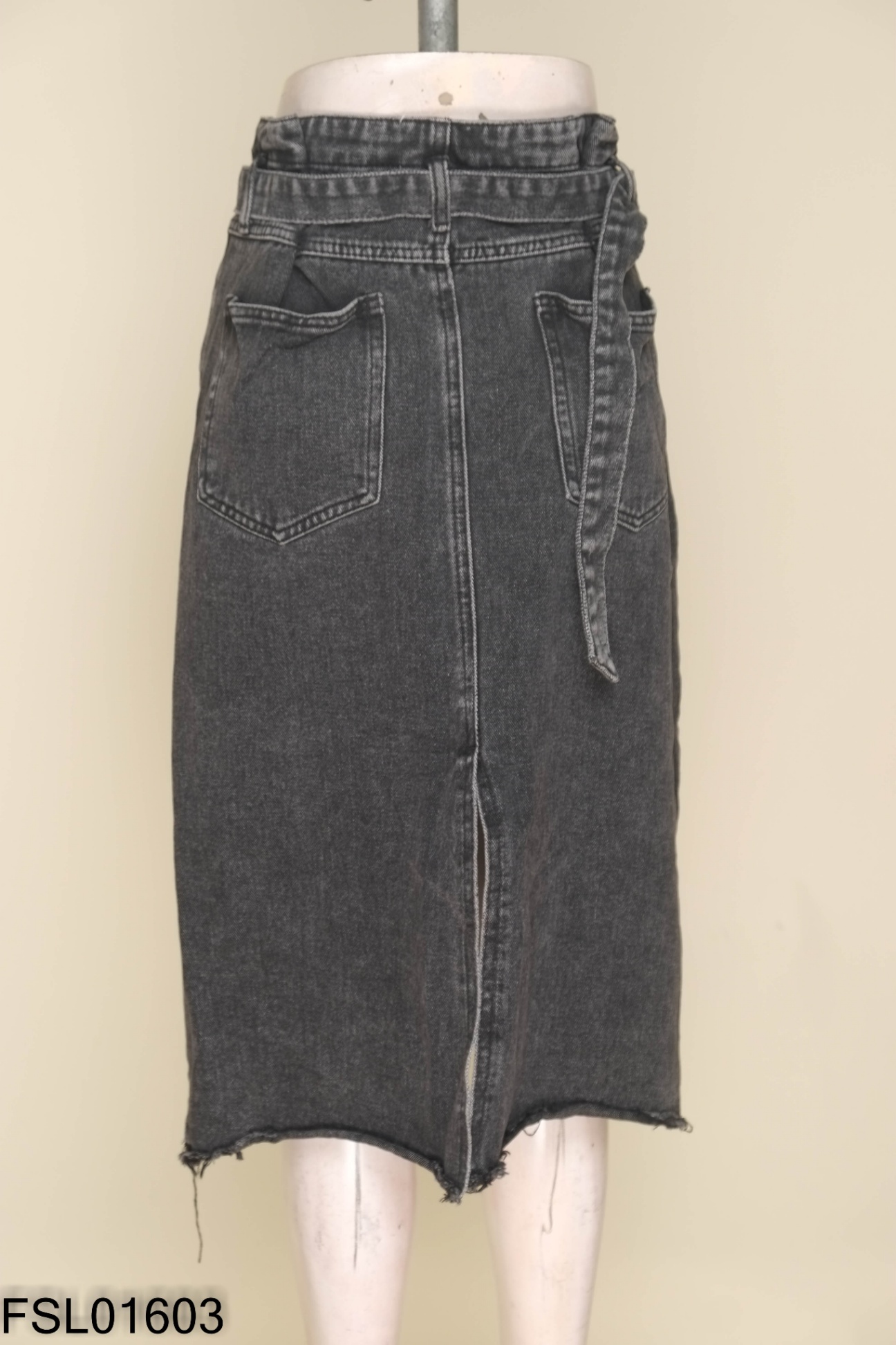 Chân váy jeans đen