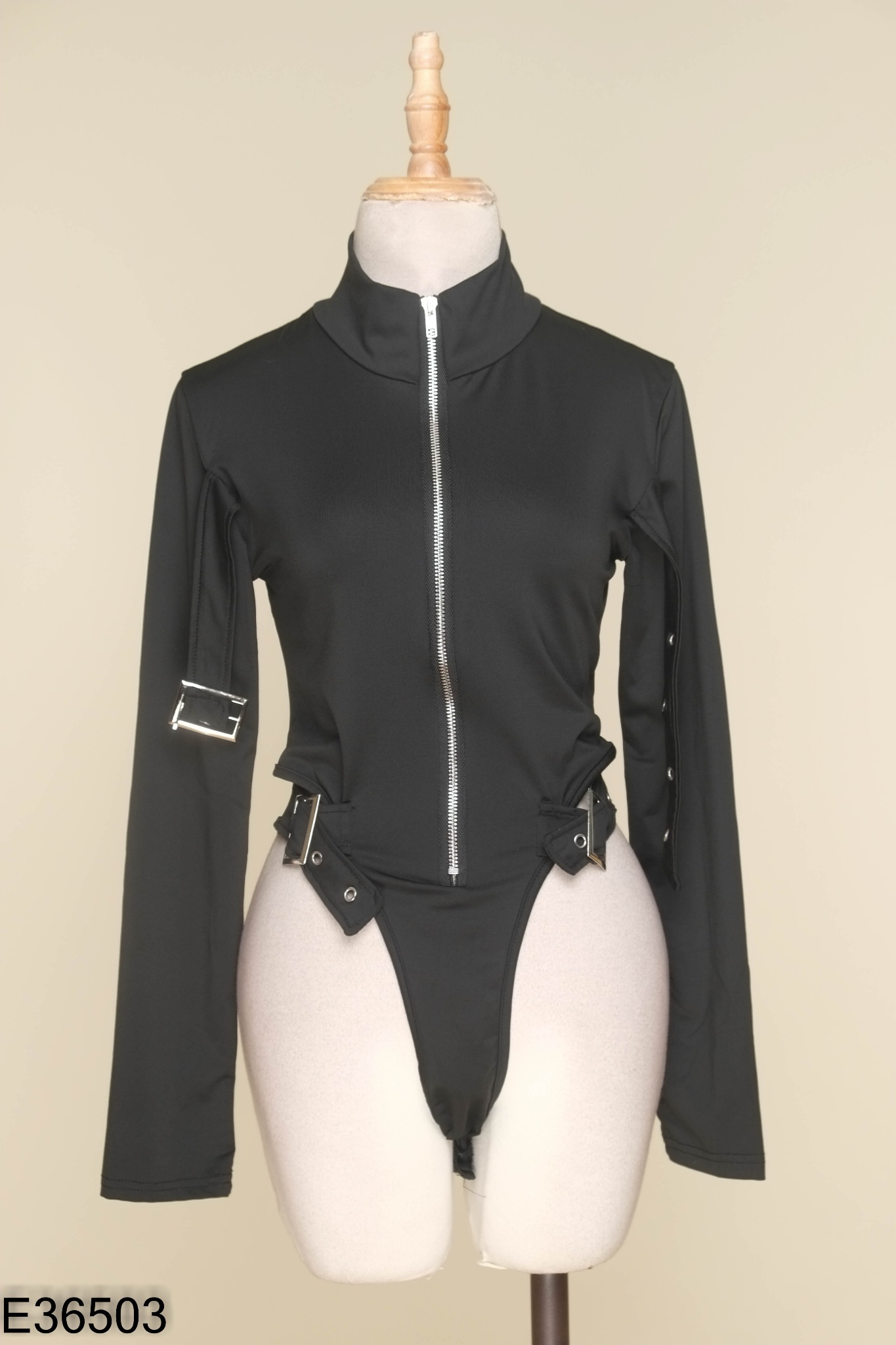 Bodysuits đen phối khoá