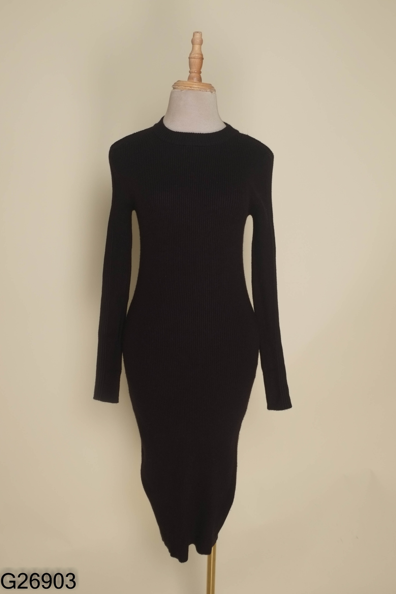 Váy TOP SHOP len body đen