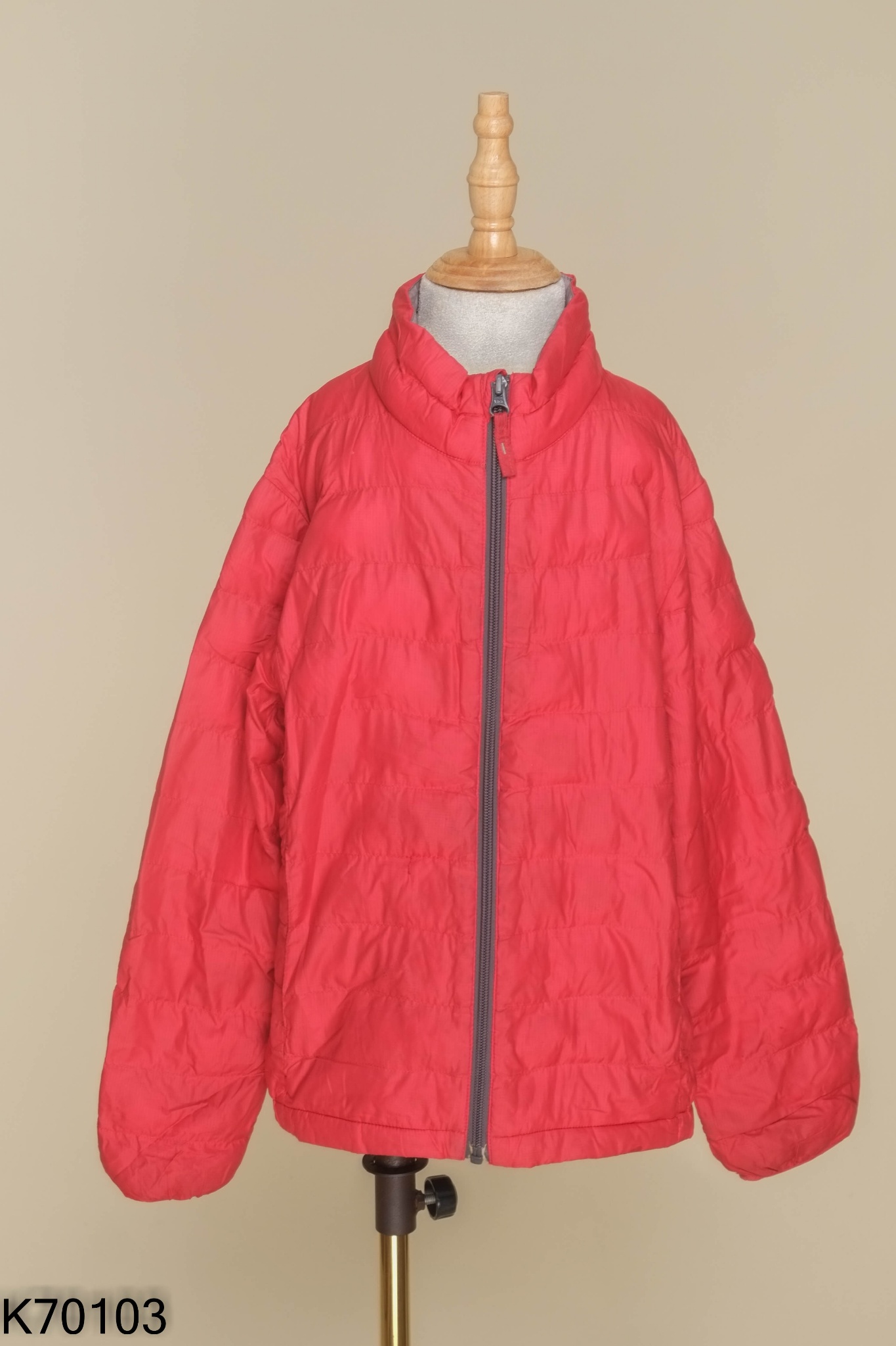 Áo khoác trần bông UNIQLO đỏ KIDS