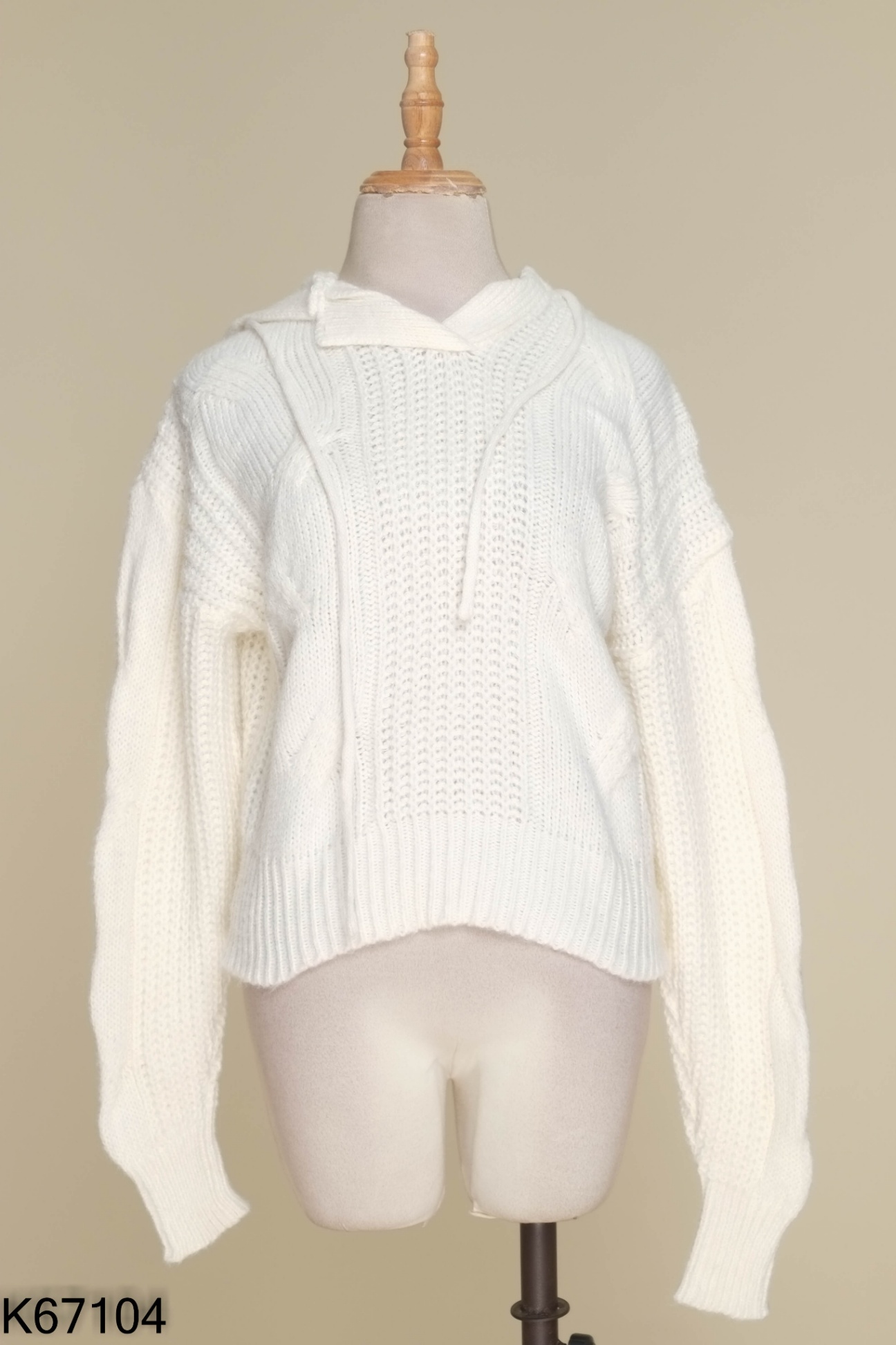 Áo hoodie len trắng
