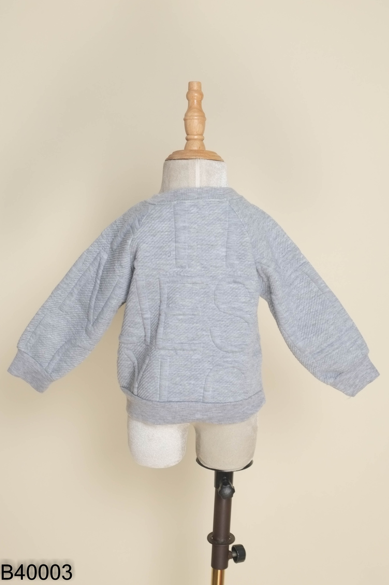 Áo nỉ xám dập chữ KIDS