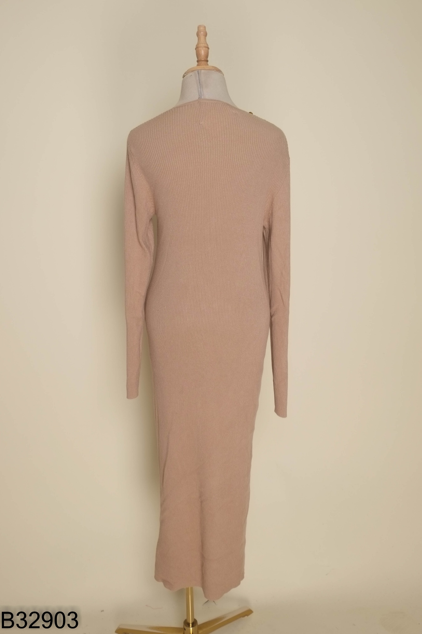 Váy body len nâu