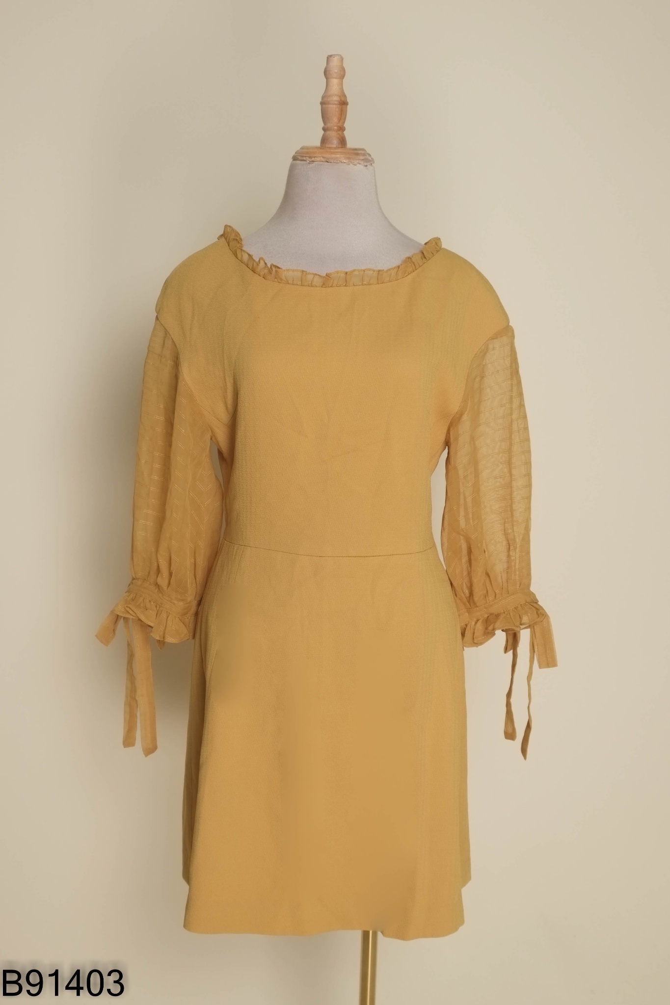 Váy vàng ELISE phối tay voan