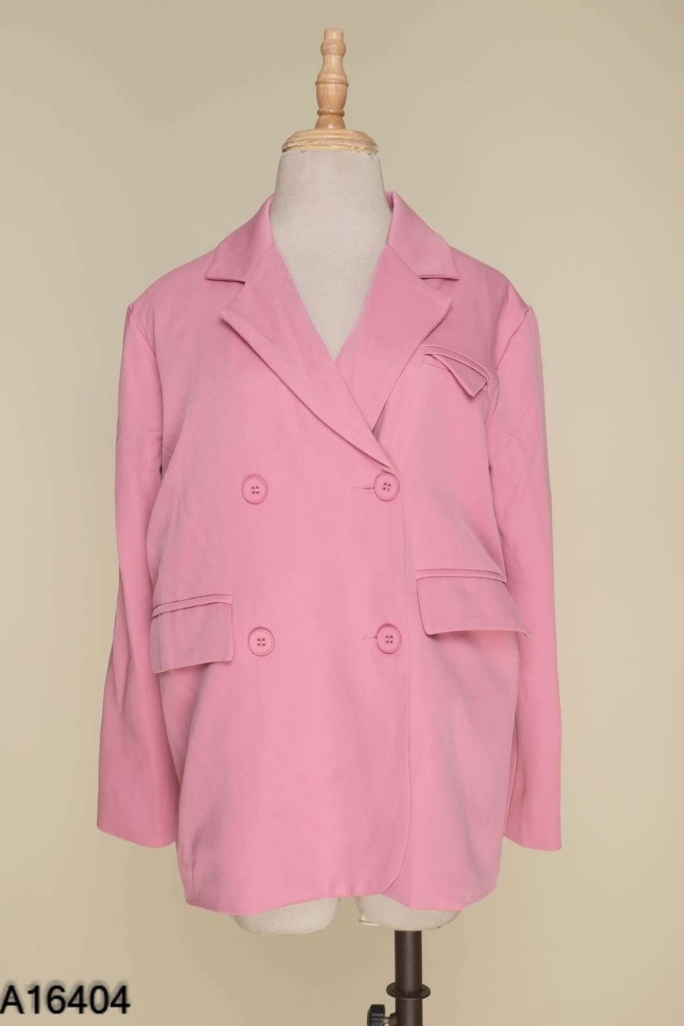 Áo blazer hồng 4 cúc