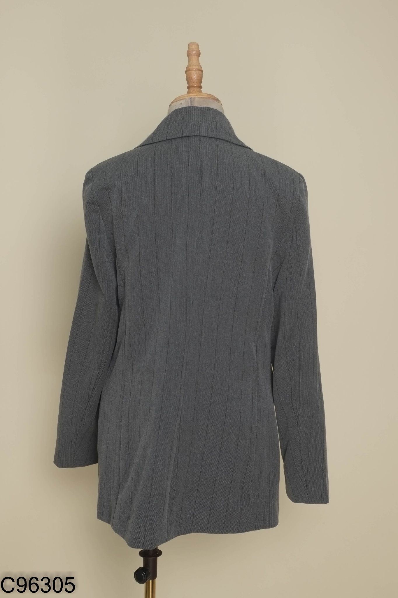 Áo blazer xám sọc