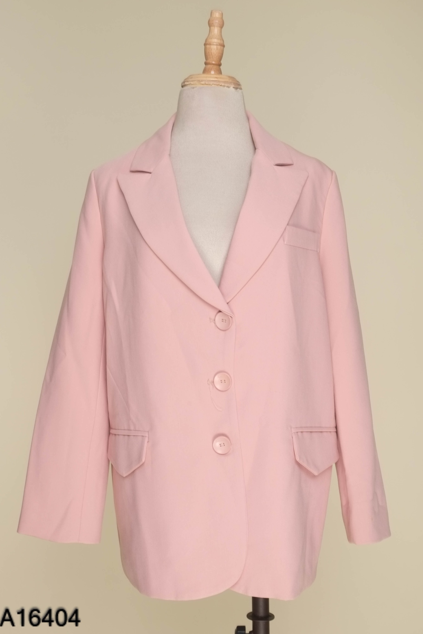 Áo blazer hồng 3 cúc