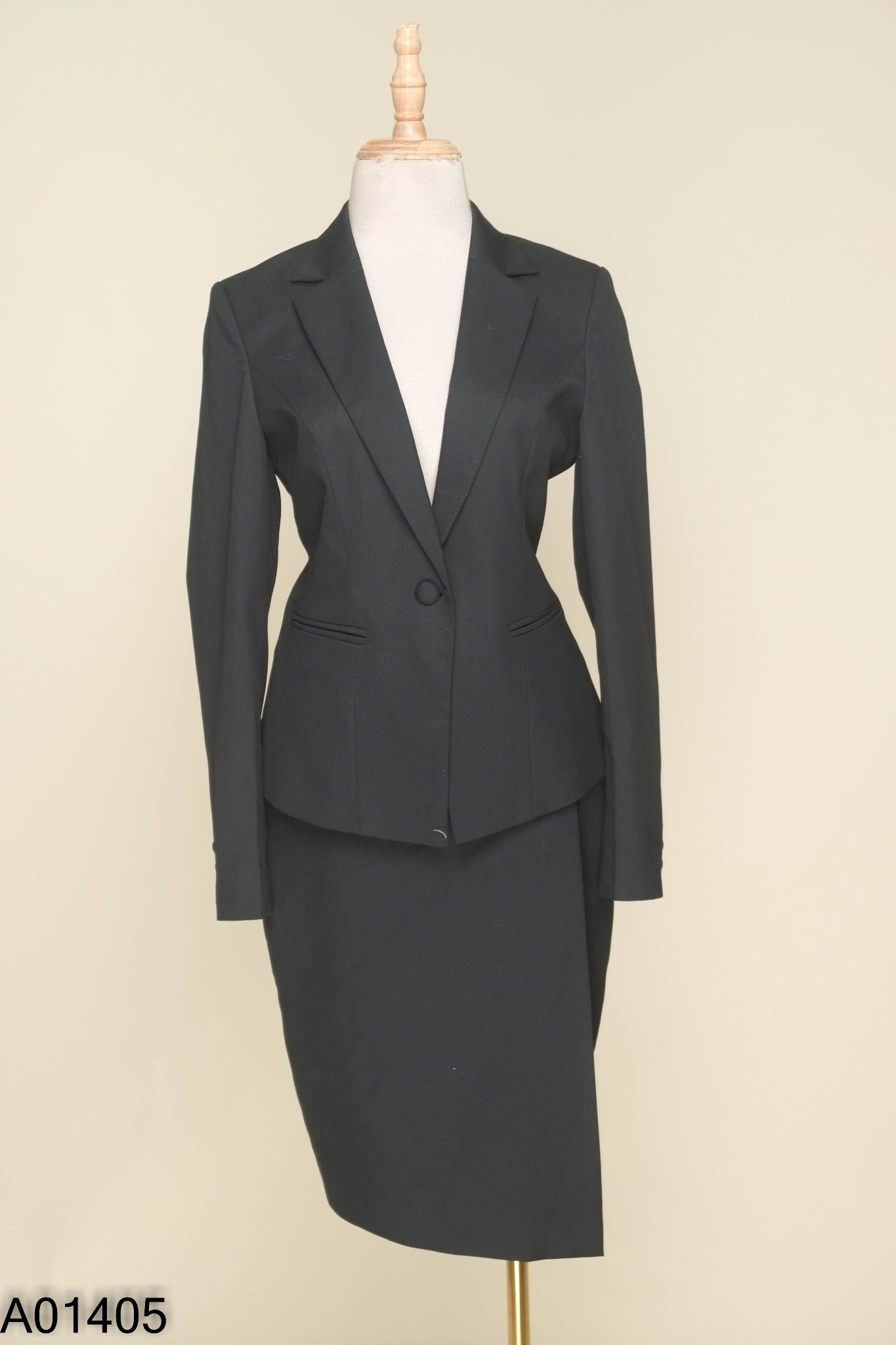 Set Áo vest đen trơn + chân váy