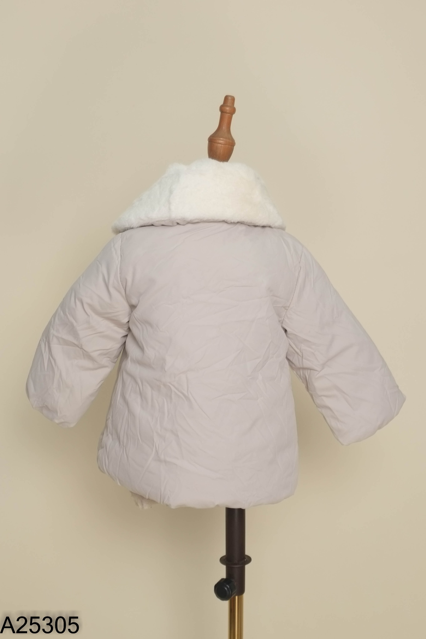 Áo khoác be ZARA cổ lông KIDS