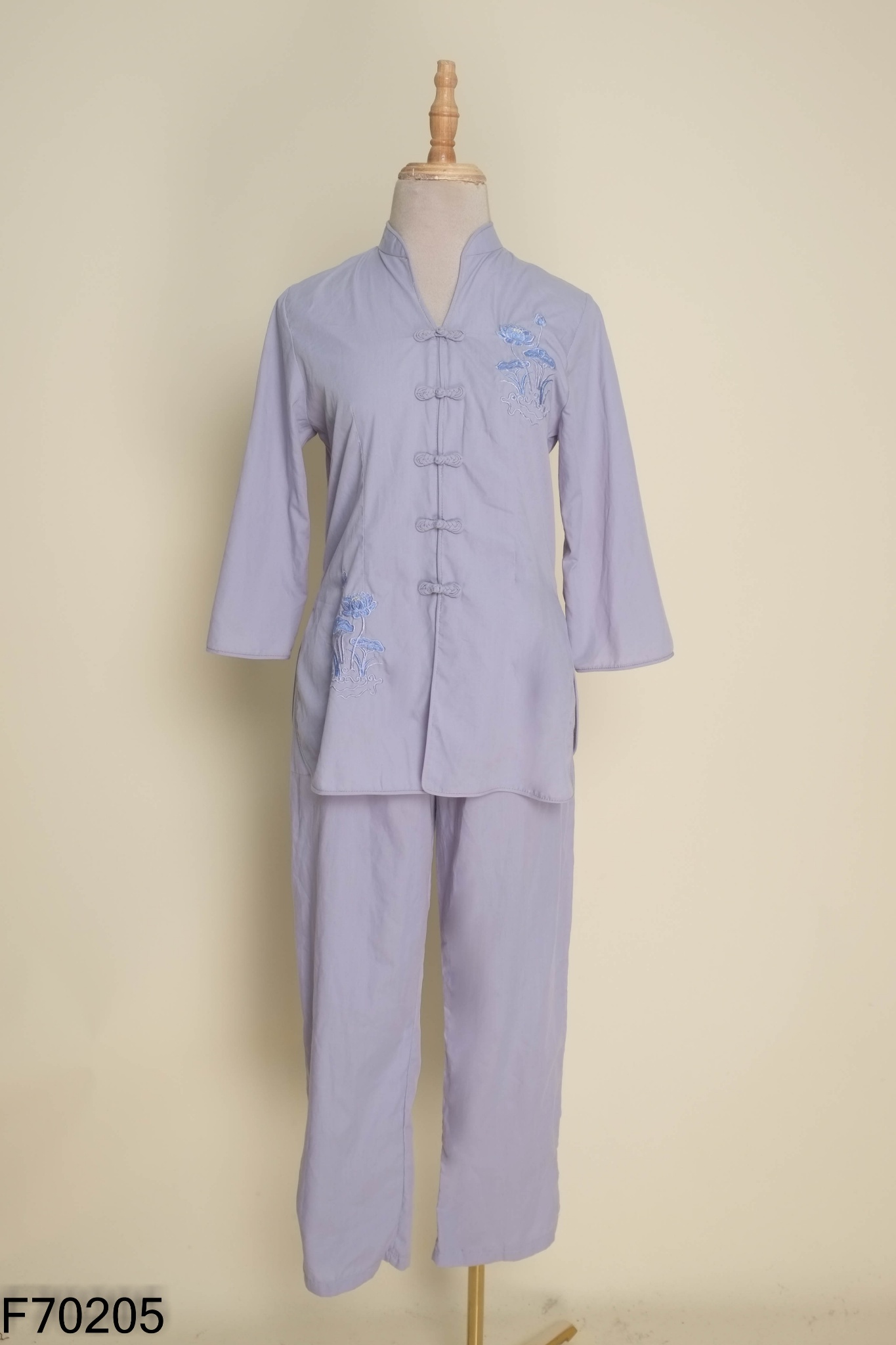 Set áo lam thêu sen + quần dài