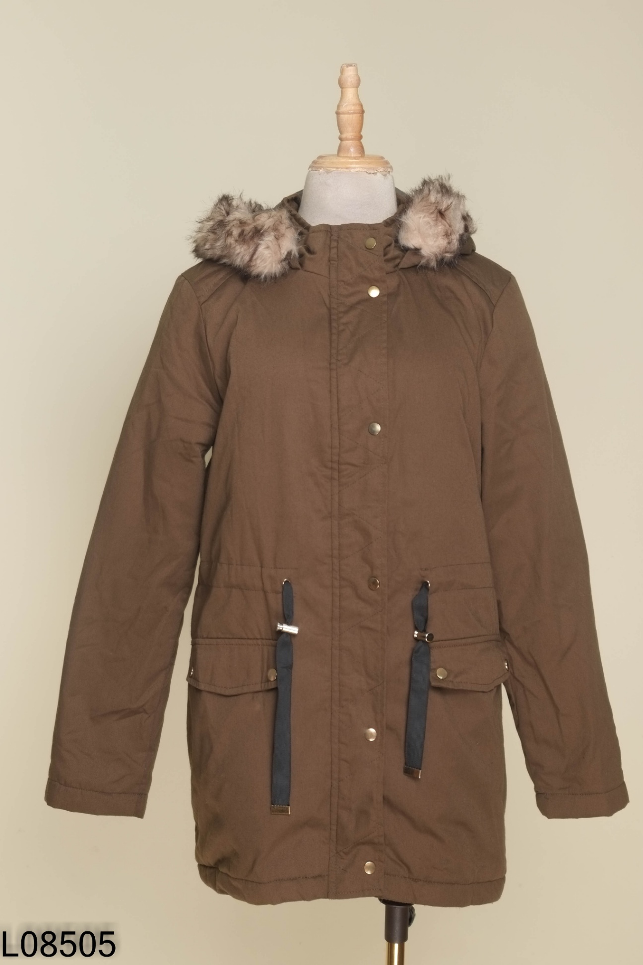 Áo khoác kaki TBJ NEARBY nâu kèm mũ lông