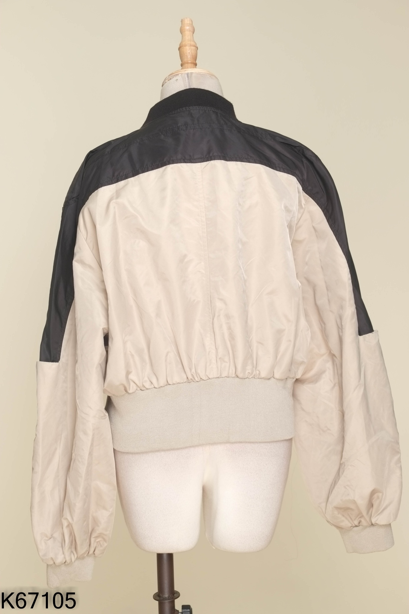 Áo bomber be mix đen