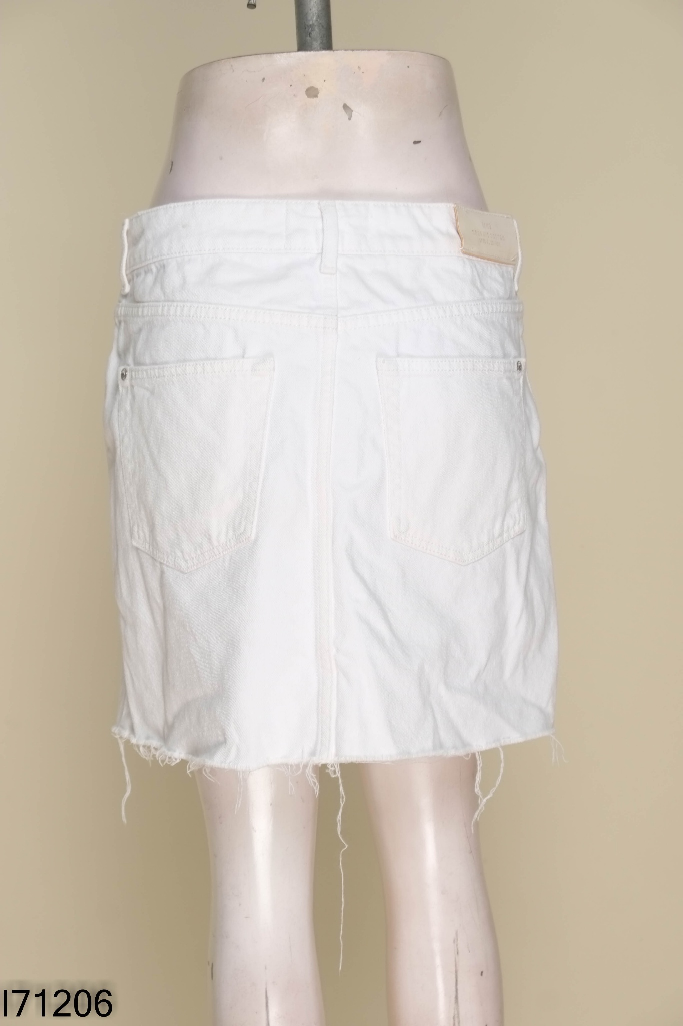 Chân váy MANGO jeans trắng