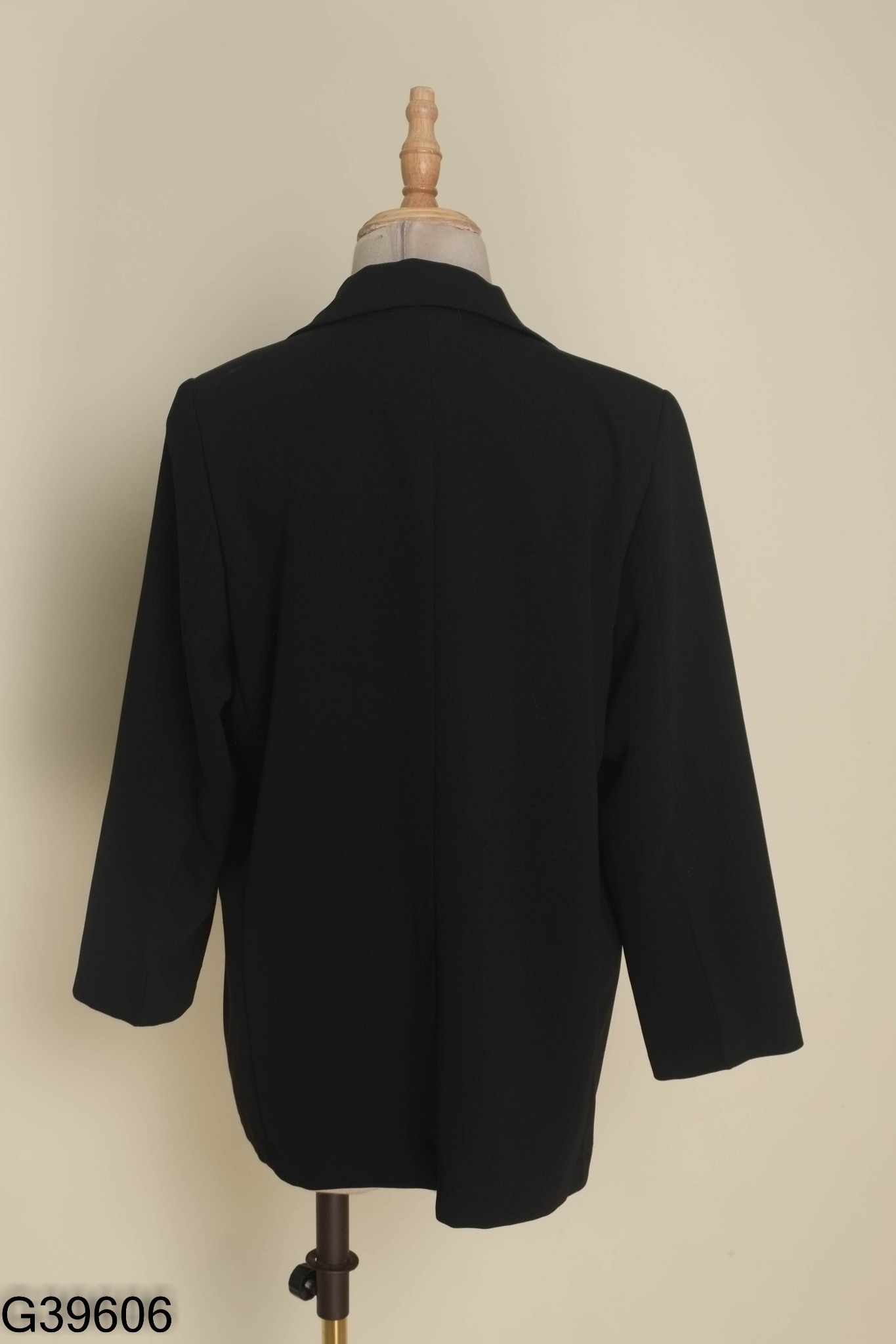 Áo blazer OM DESIGN đen trơn
