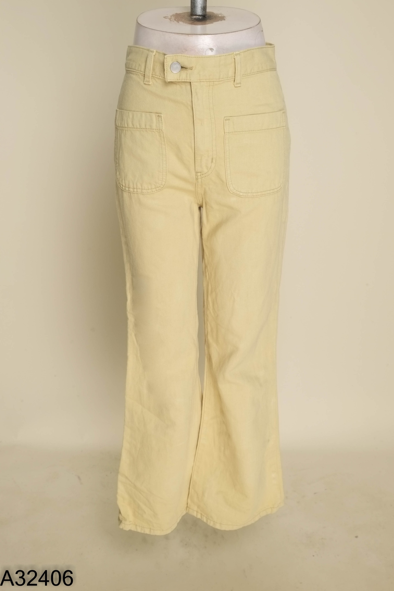 Quần jeans xanh be túi vuông