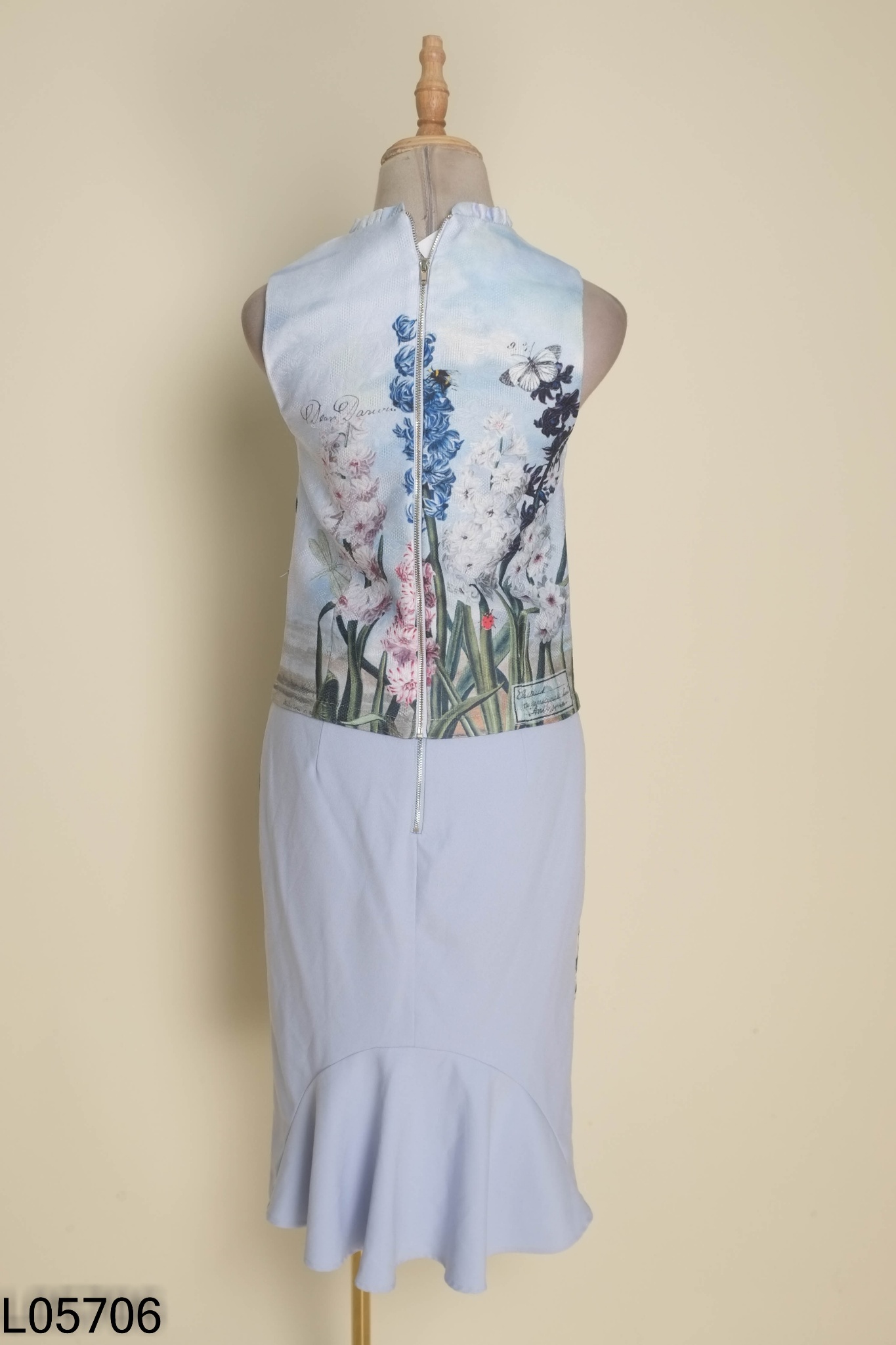Set Áo OASIS xanh hoa + chân váy